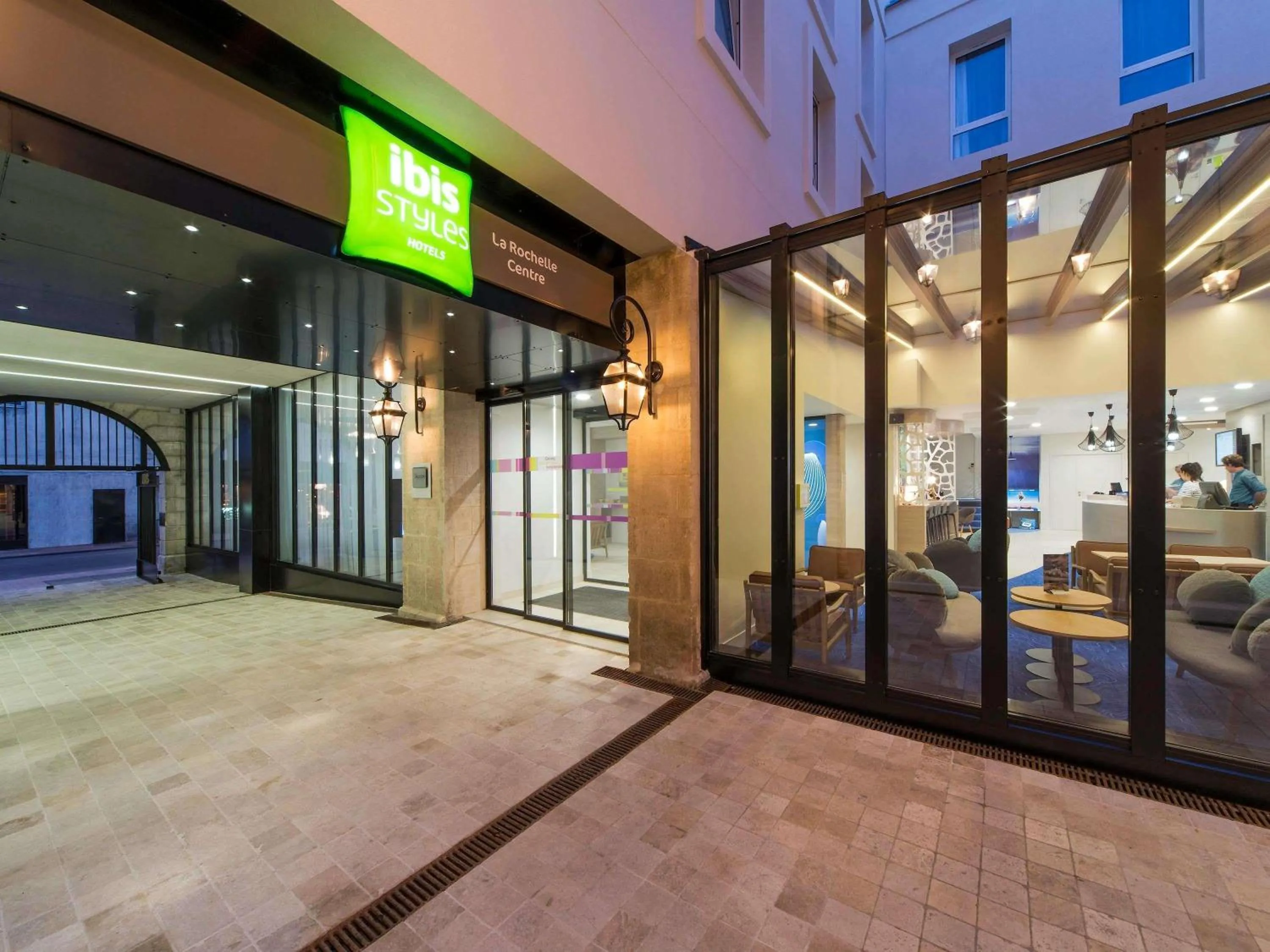Property building in ibis Styles La Rochelle Centre Vieux Port