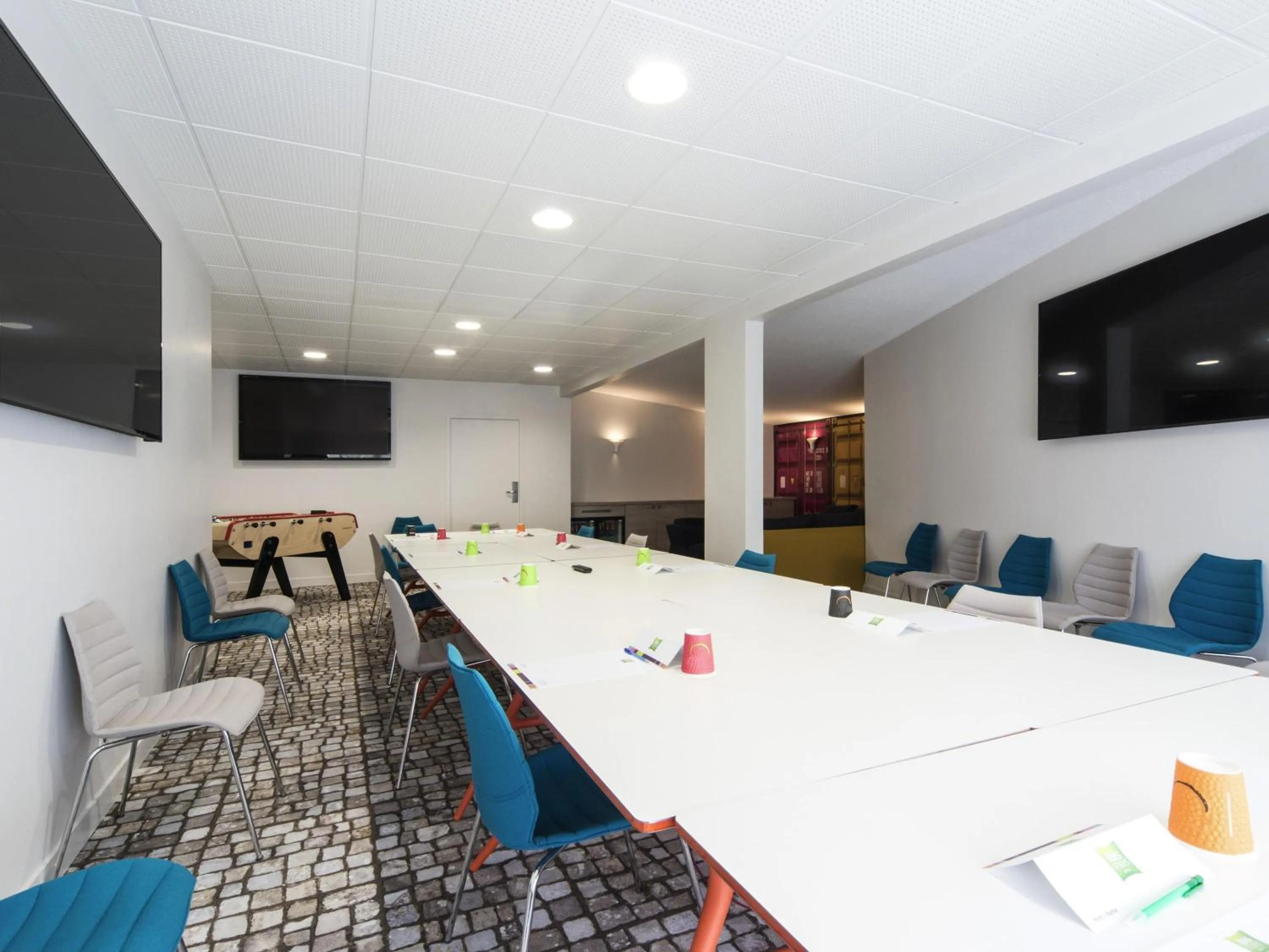 Meeting/conference room in ibis Styles La Rochelle Centre Vieux Port