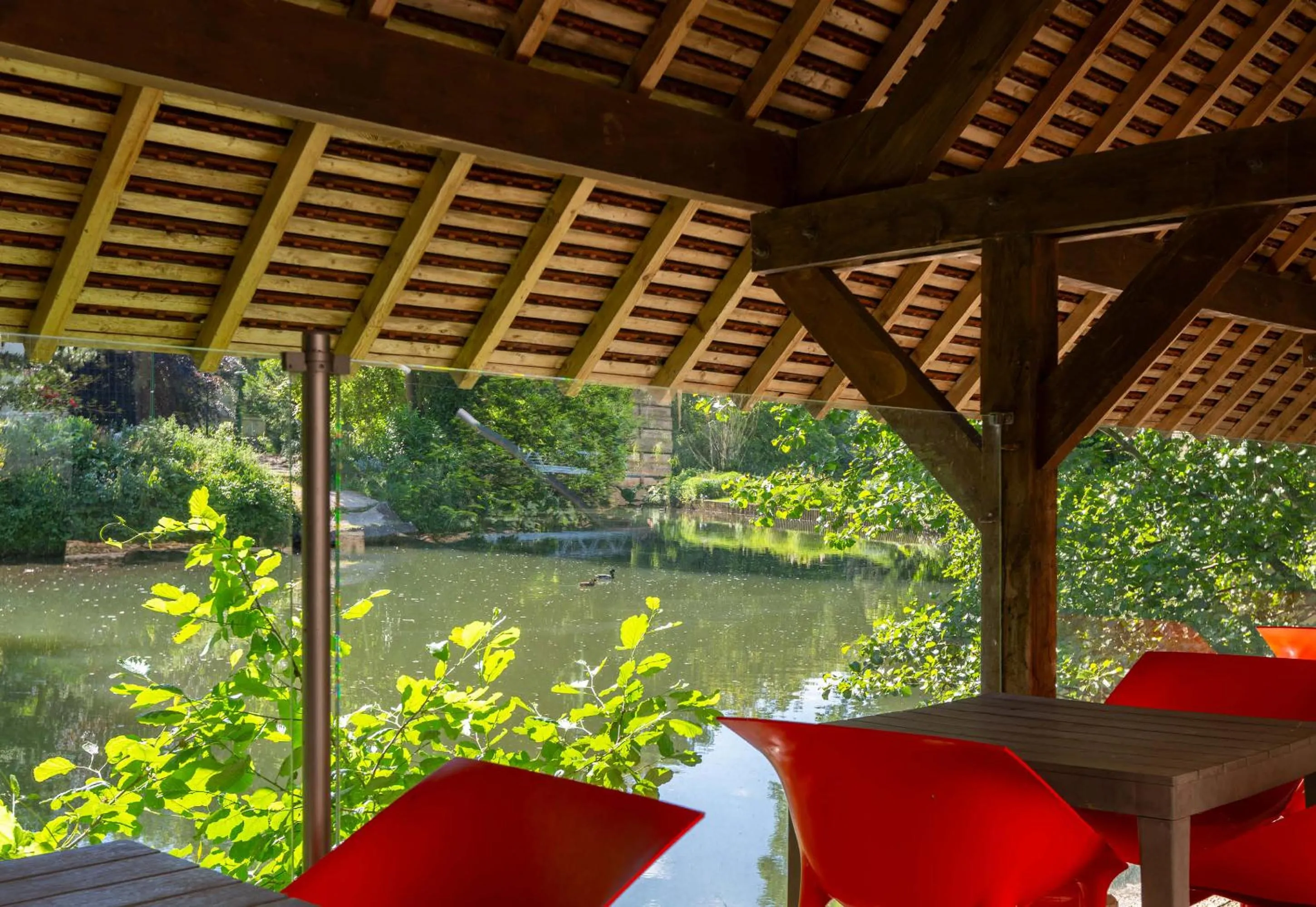 River view in B&B HOTEL Chartres Centre Cathédrale 3 étoiles