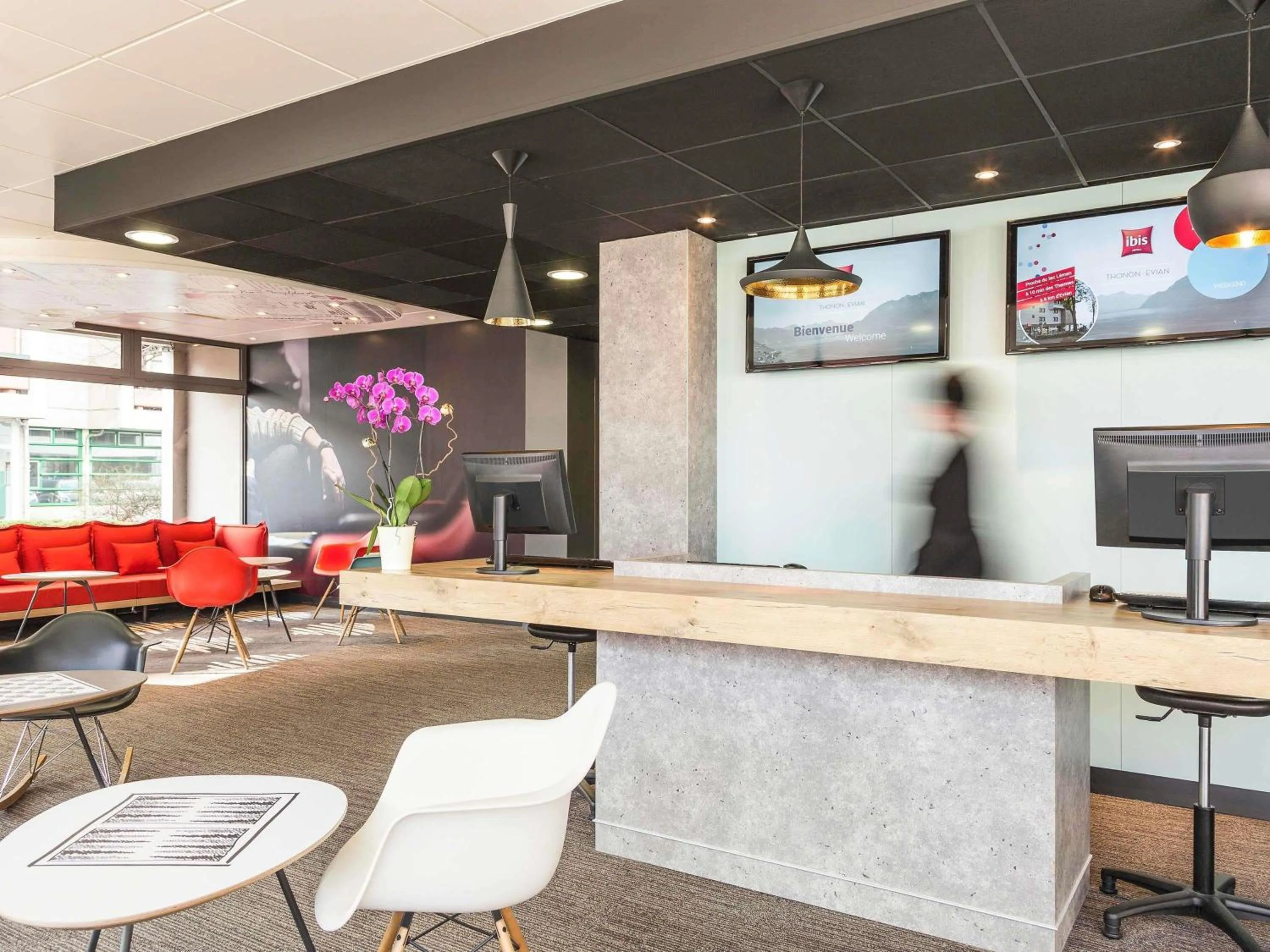 Property building in ibis Thonon Centre