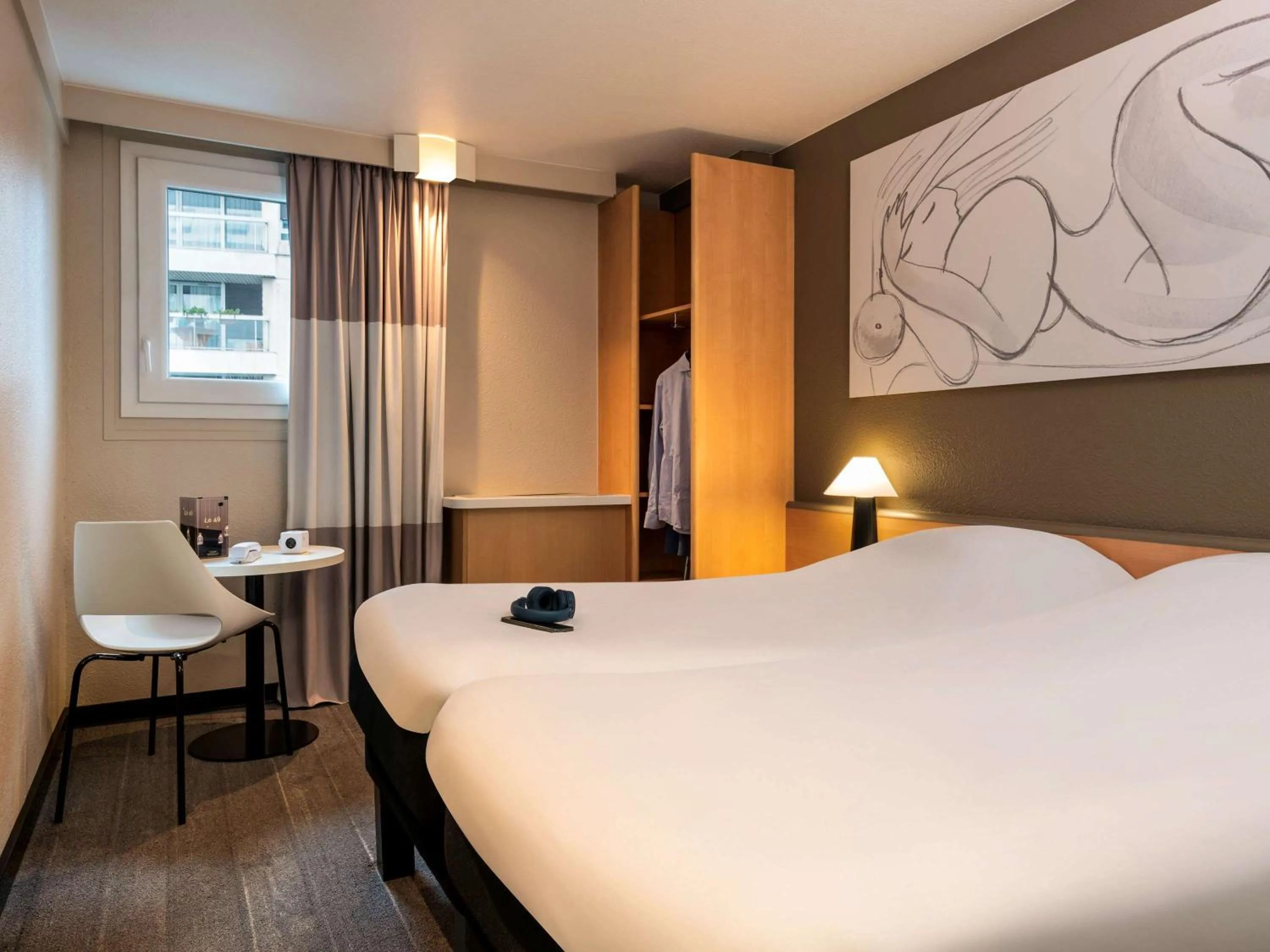 Photo of the whole room, Bed in ibis Paris Alesia Montparnasse