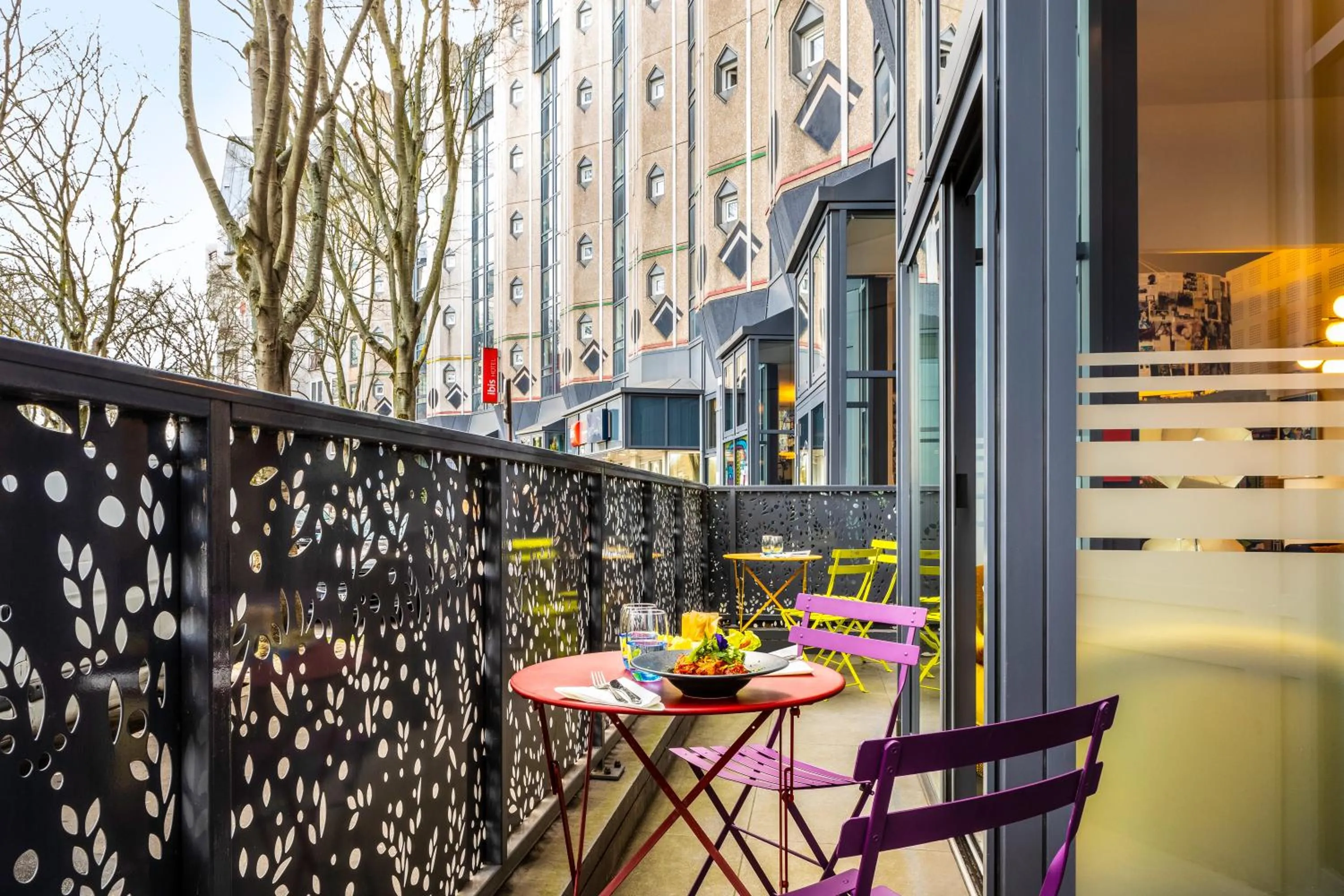 Restaurant/places to eat in ibis Paris La Villette Cité des Sciences 19ème