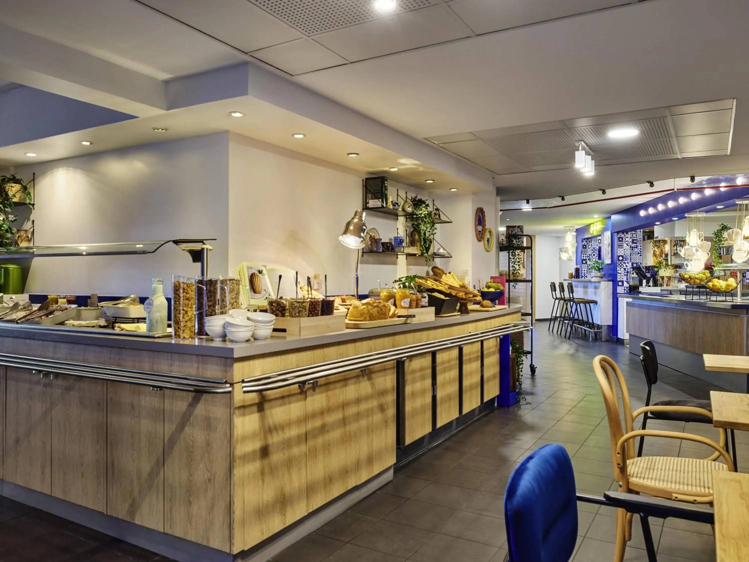 Breakfast in ibis Paris La Villette Cité des Sciences 19ème