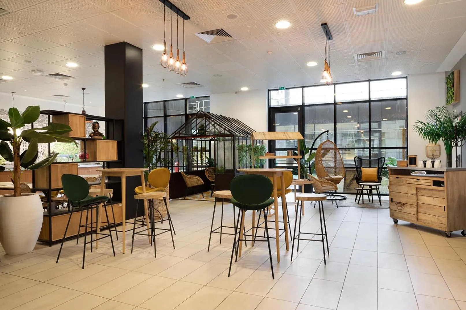 Banquet/Function facilities in ibis Paris CDG Airport