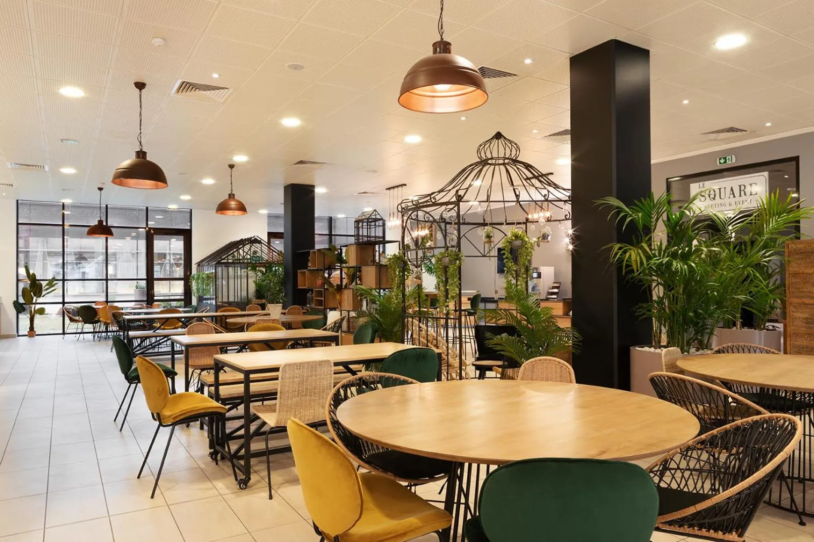 Banquet/Function facilities in ibis Paris CDG Airport