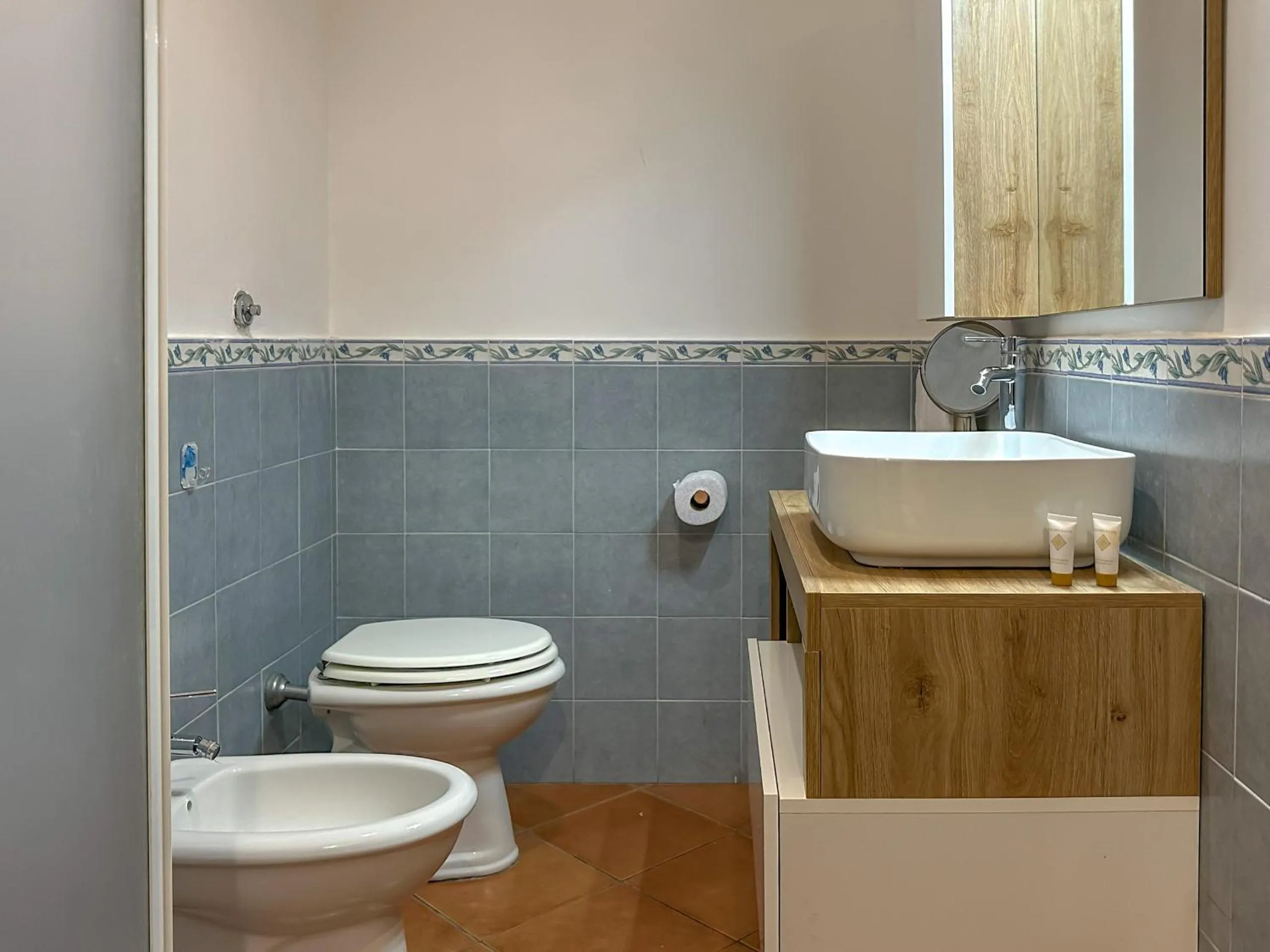 Flowers apartments & rooms