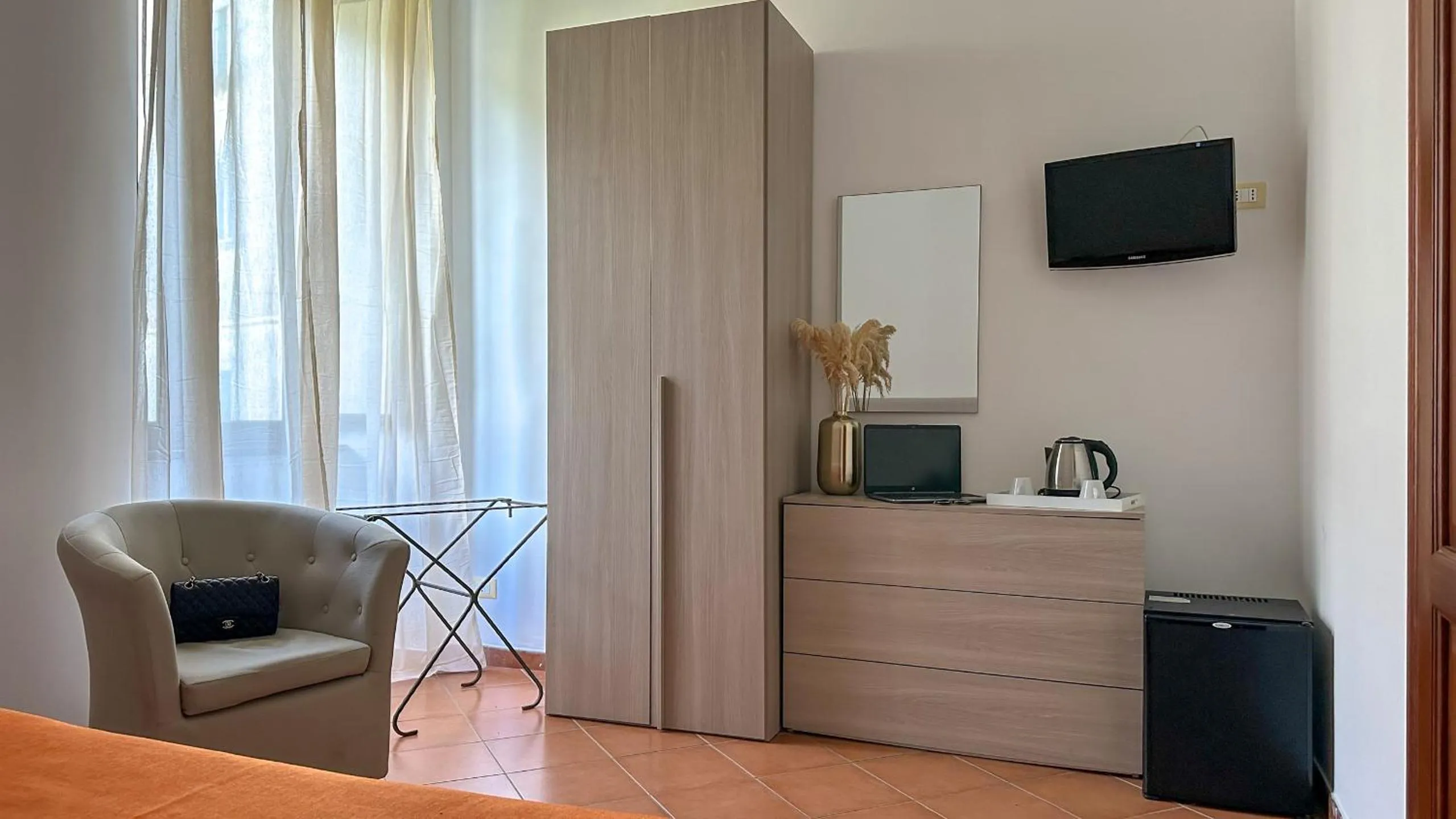 Flowers apartments & rooms