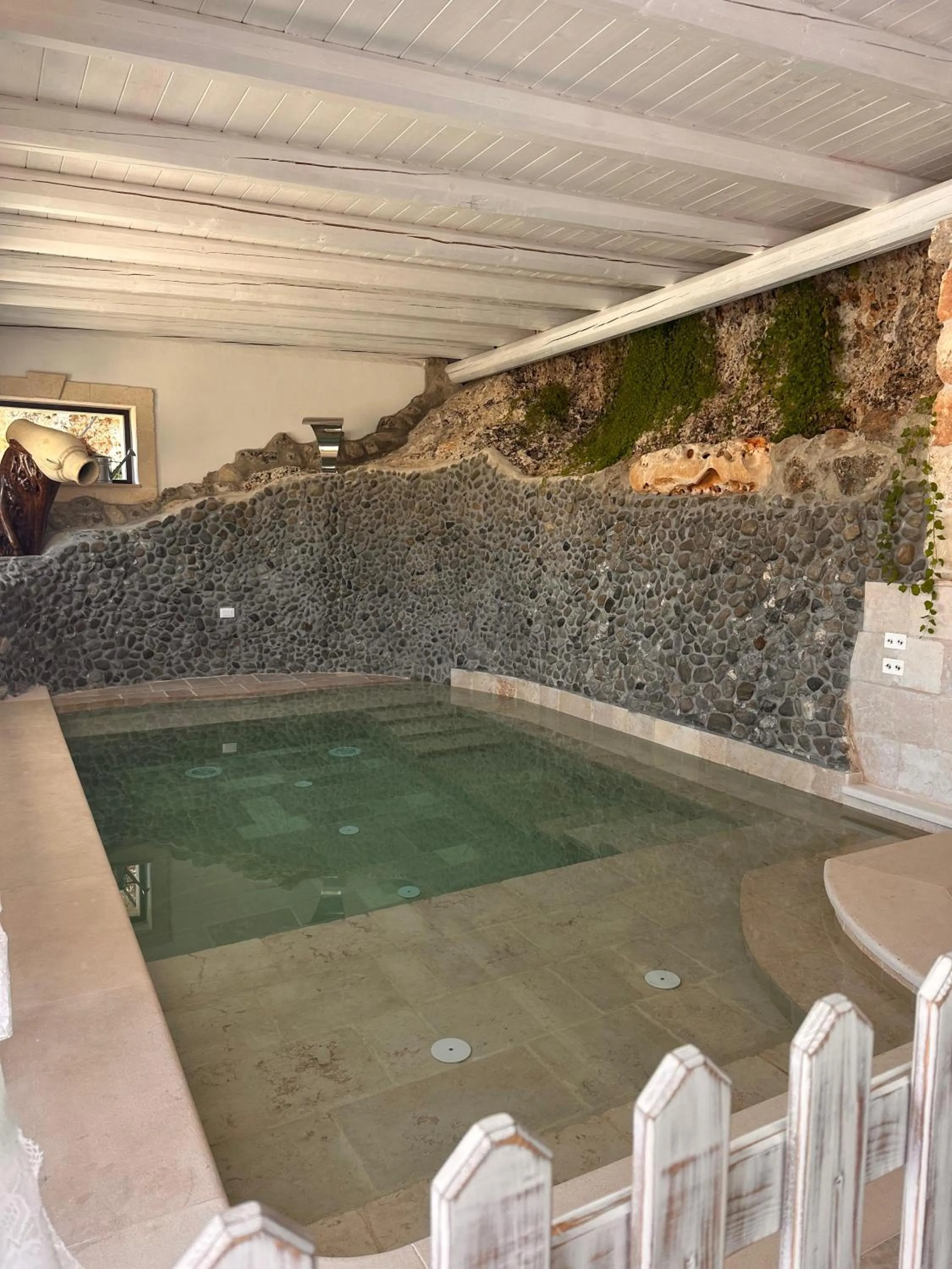 Swimming pool in Masseria Torre Rossa