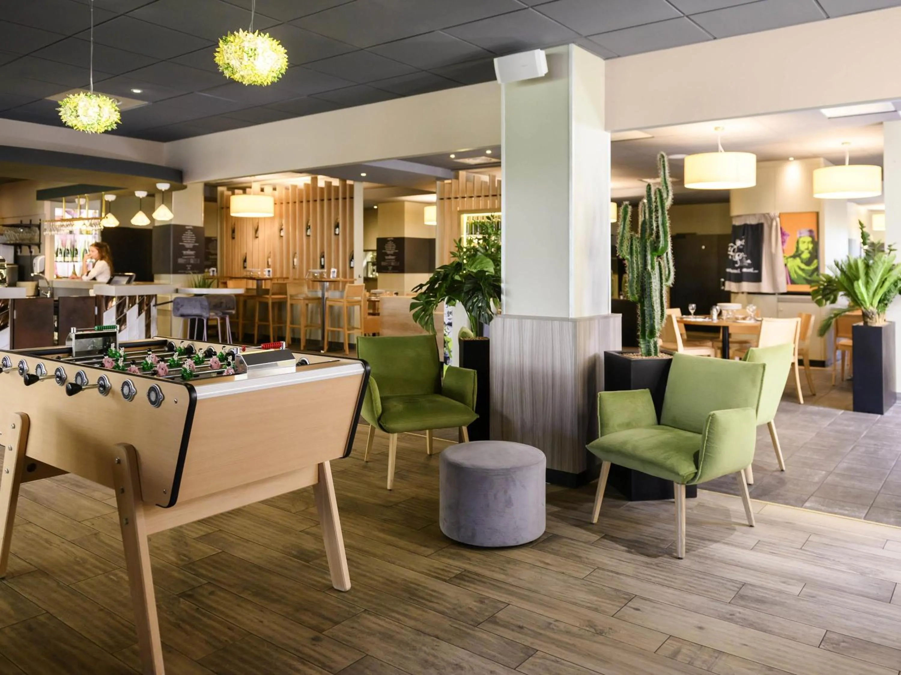 Lounge or bar in ibis Tours Centre Gare