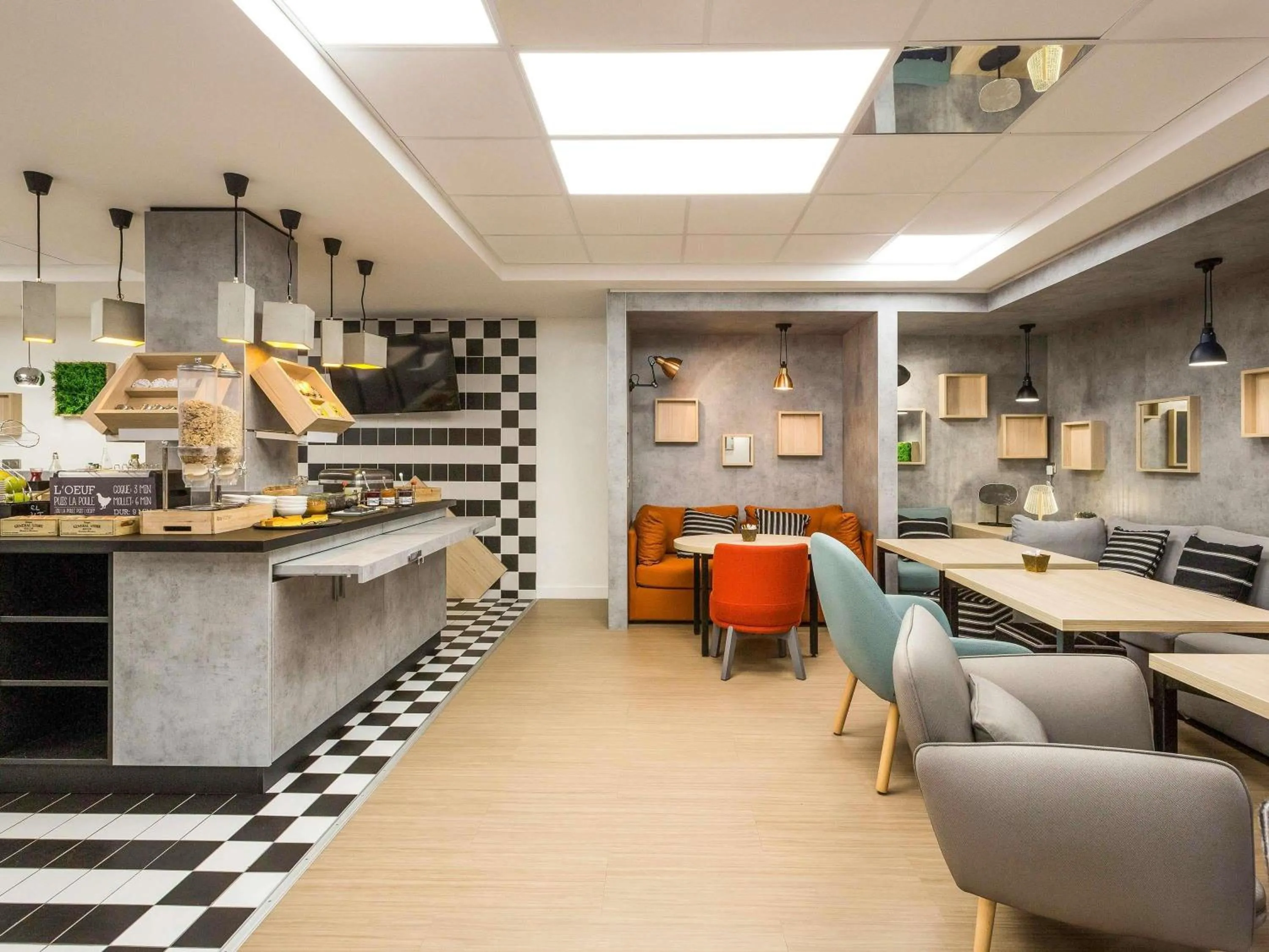 Breakfast in ibis Bordeaux Centre - Gare Saint-Jean