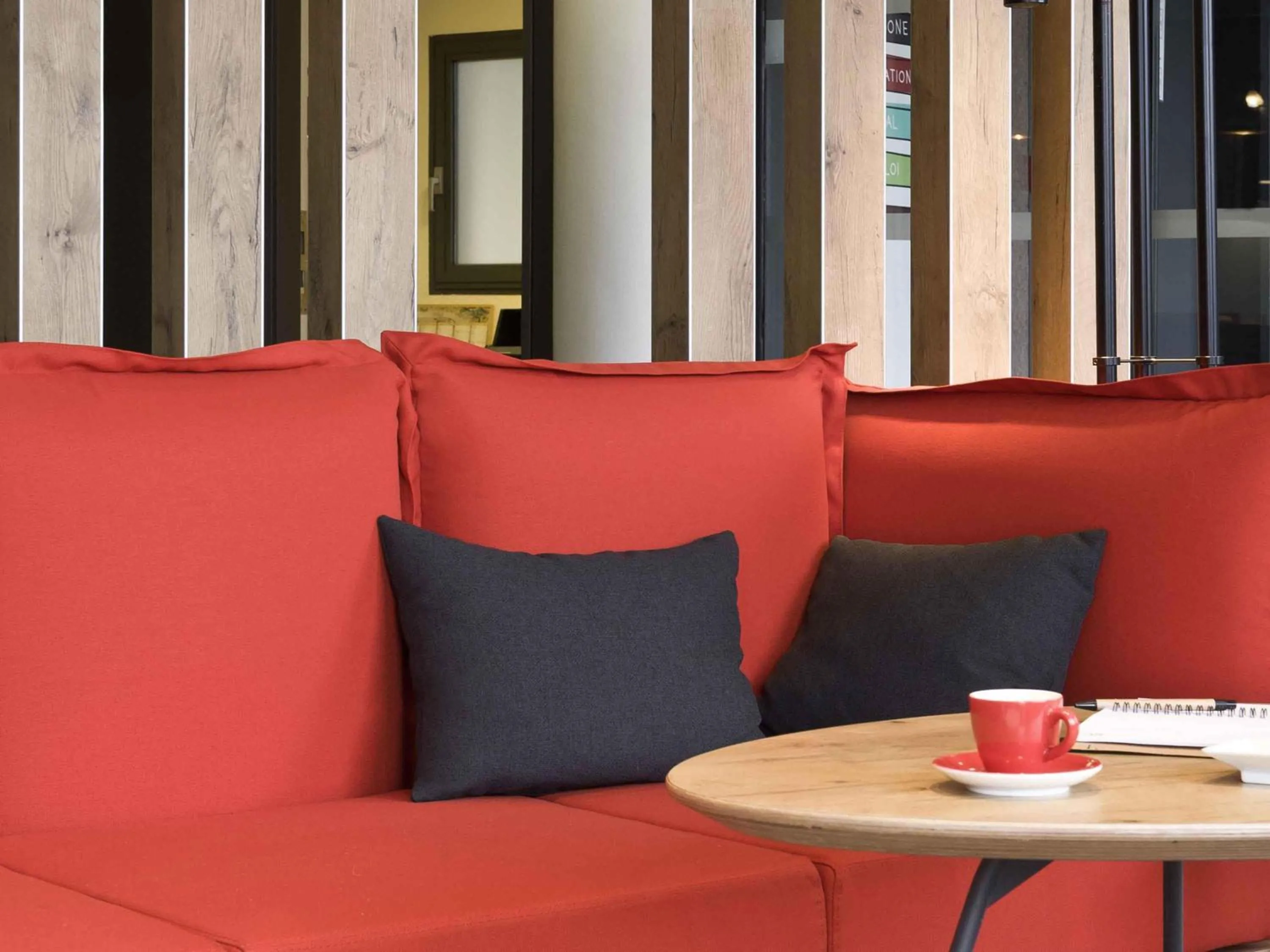 Lounge or bar in ibis Bordeaux Centre - Gare Saint-Jean