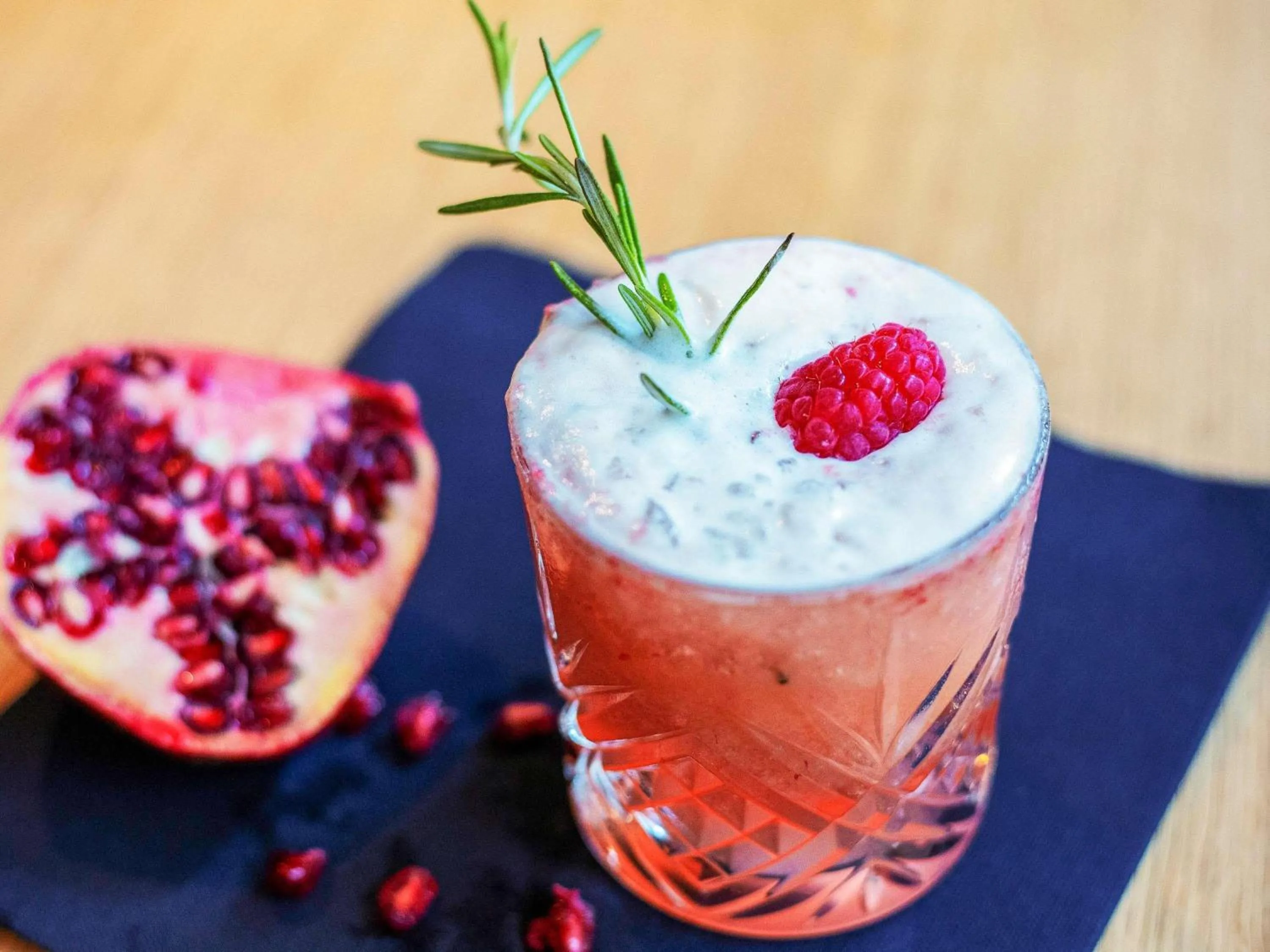 Restaurant/places to eat in ibis Paris Bercy Village