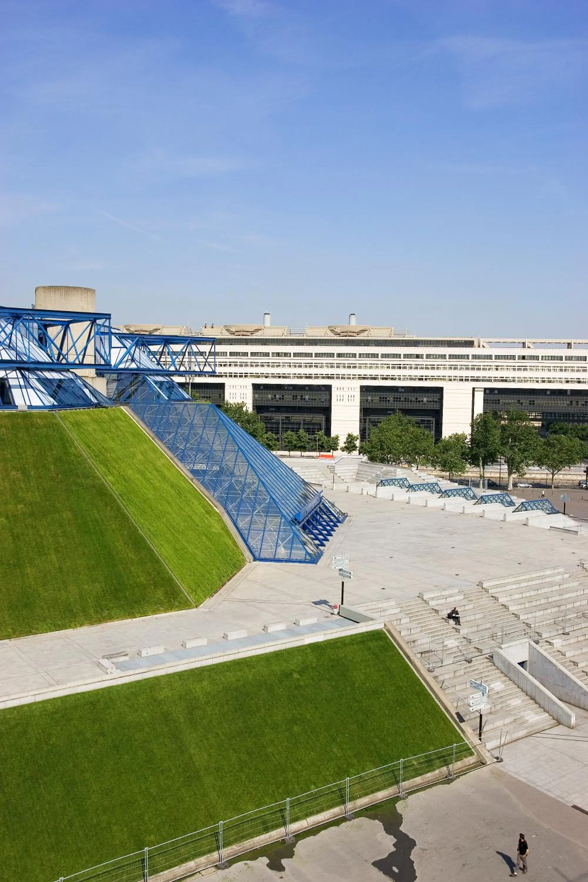 Area and facilities in ibis Paris Bercy Village