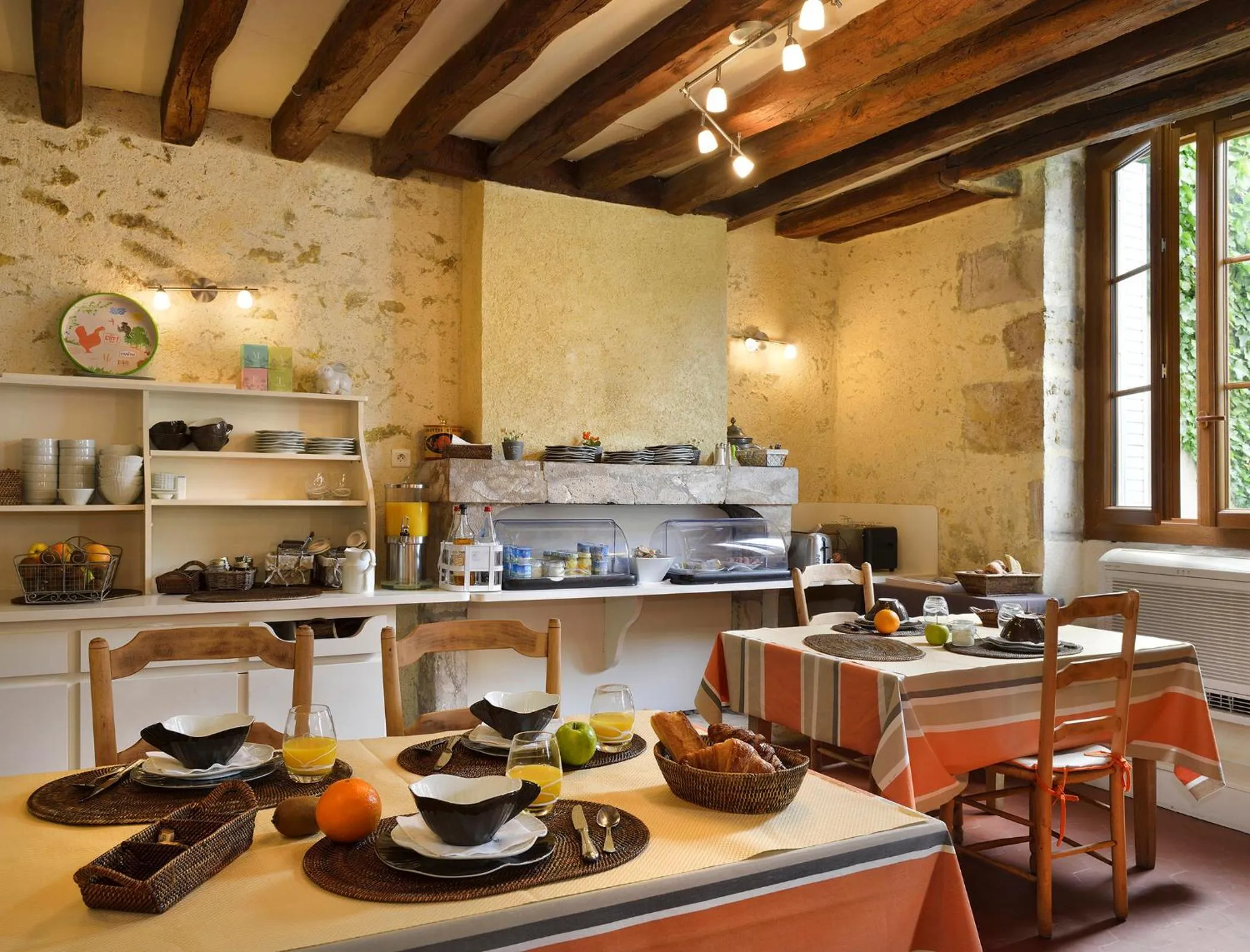 Bathroom in Logis Auberge Du Centre