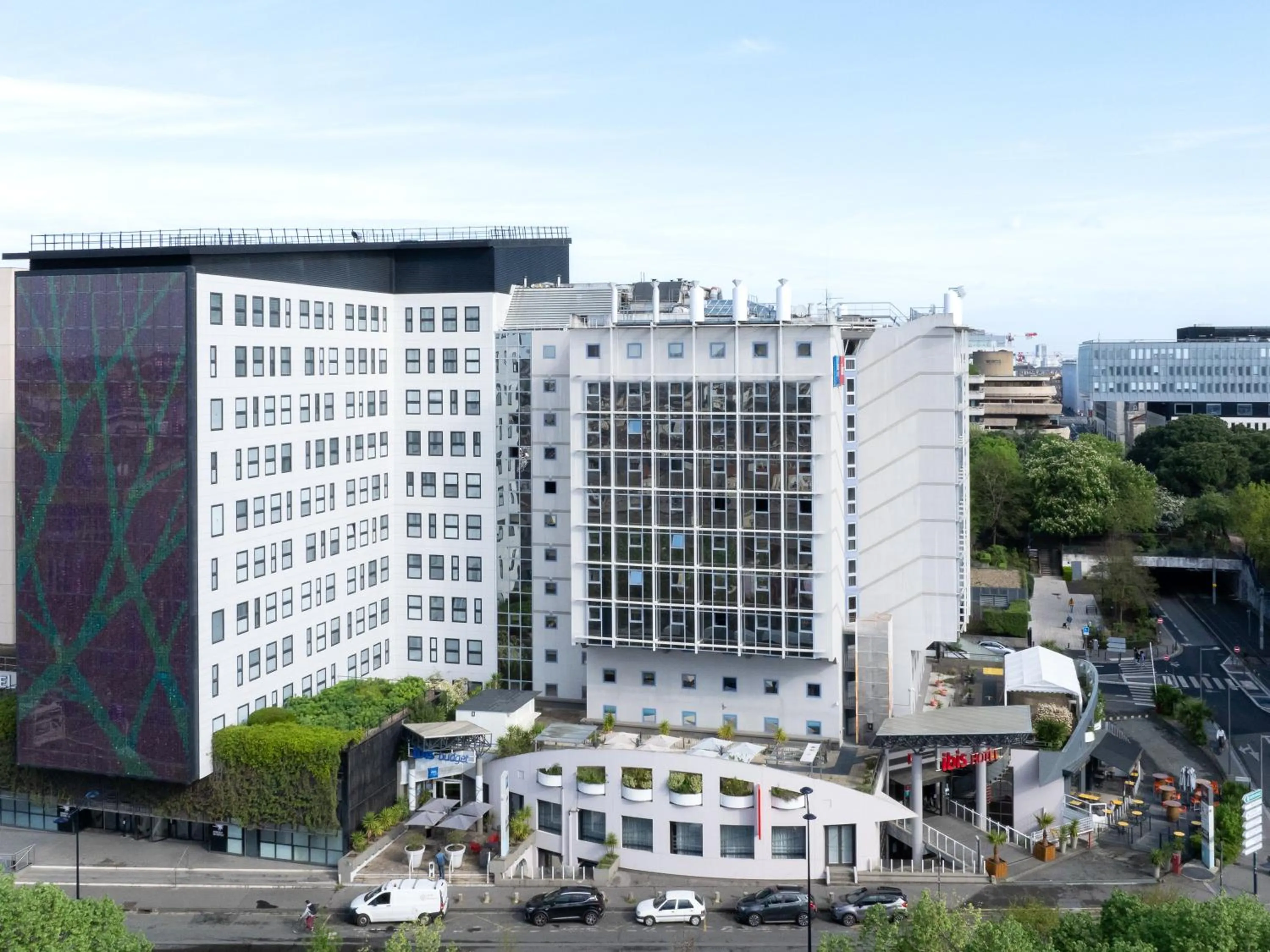 Property building in ibis Bordeaux Centre Meriadeck