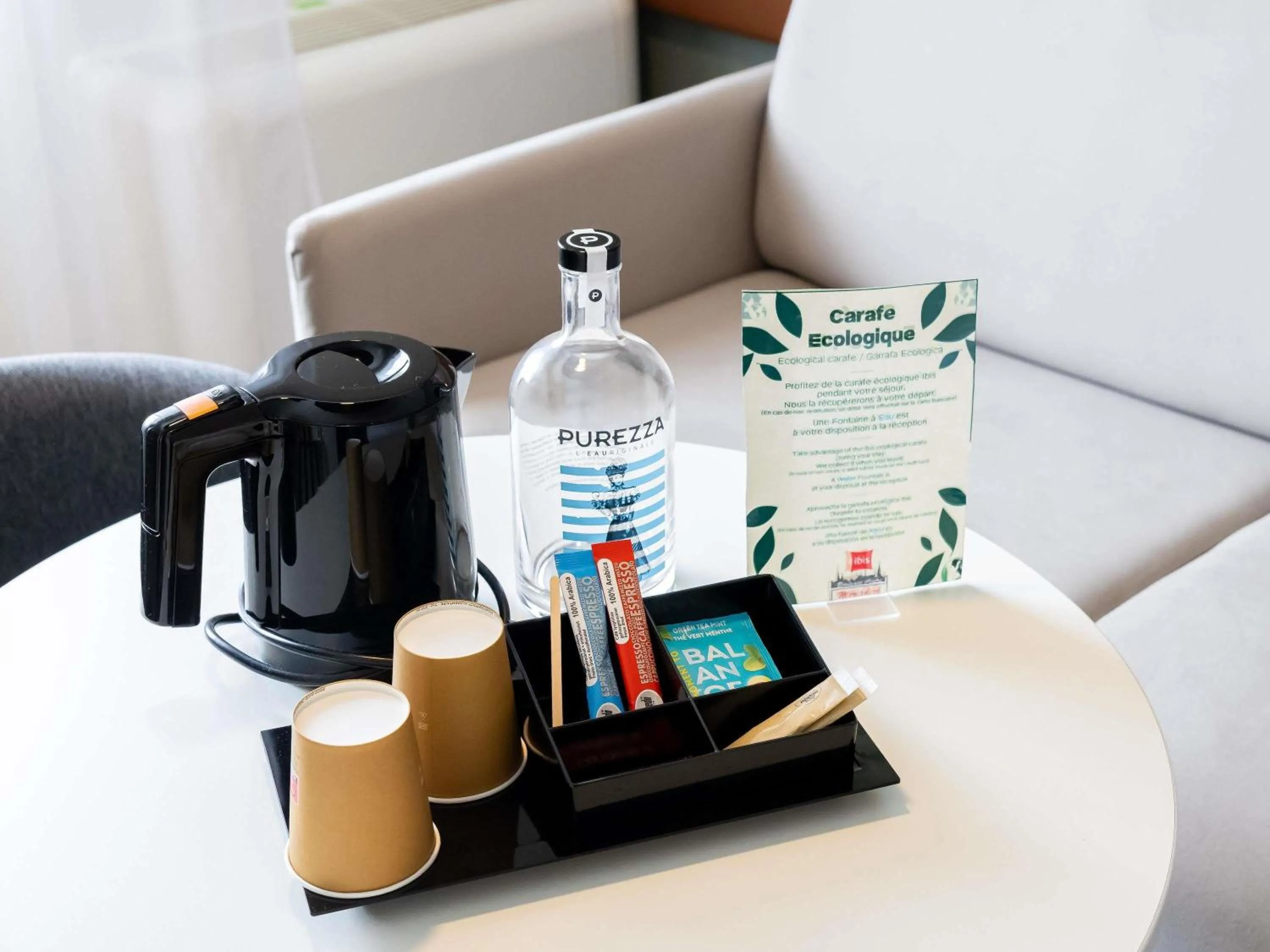 Bedroom in ibis Bordeaux Centre Meriadeck