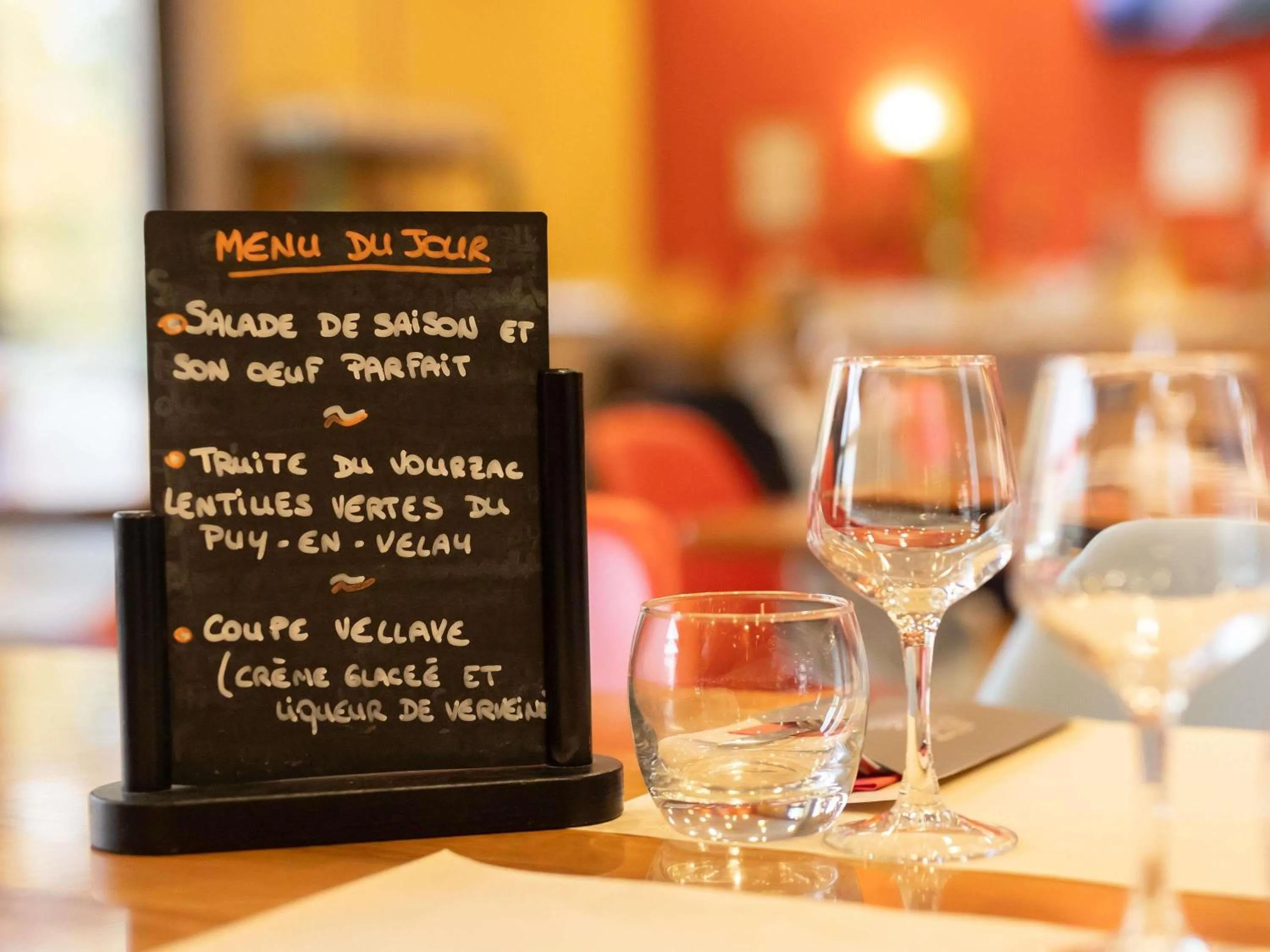 Restaurant/places to eat in ibis Le Puy-en-Velay Centre