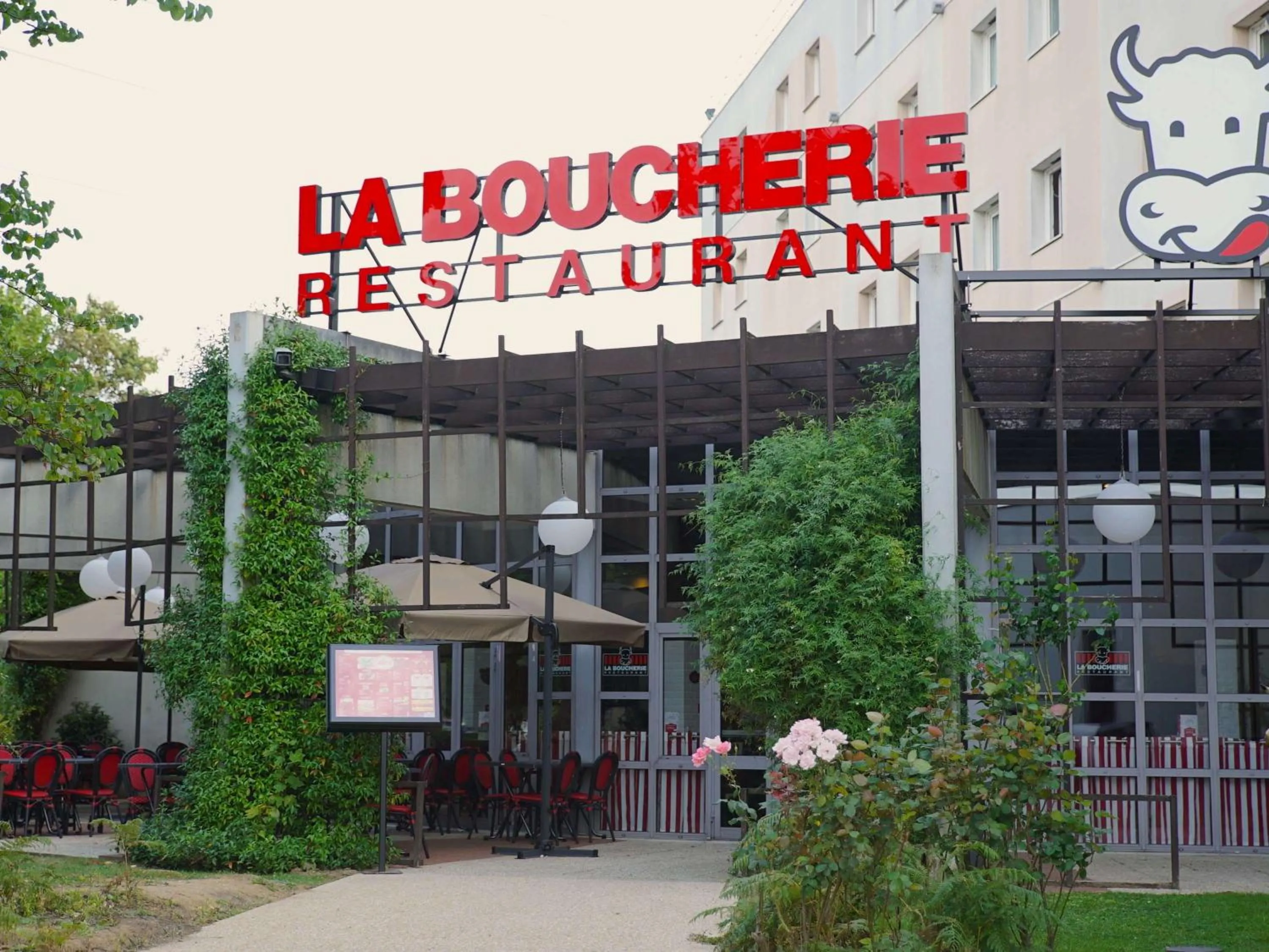Restaurant/places to eat in Ibis Paris Nord Villepinte Parc des Expositions