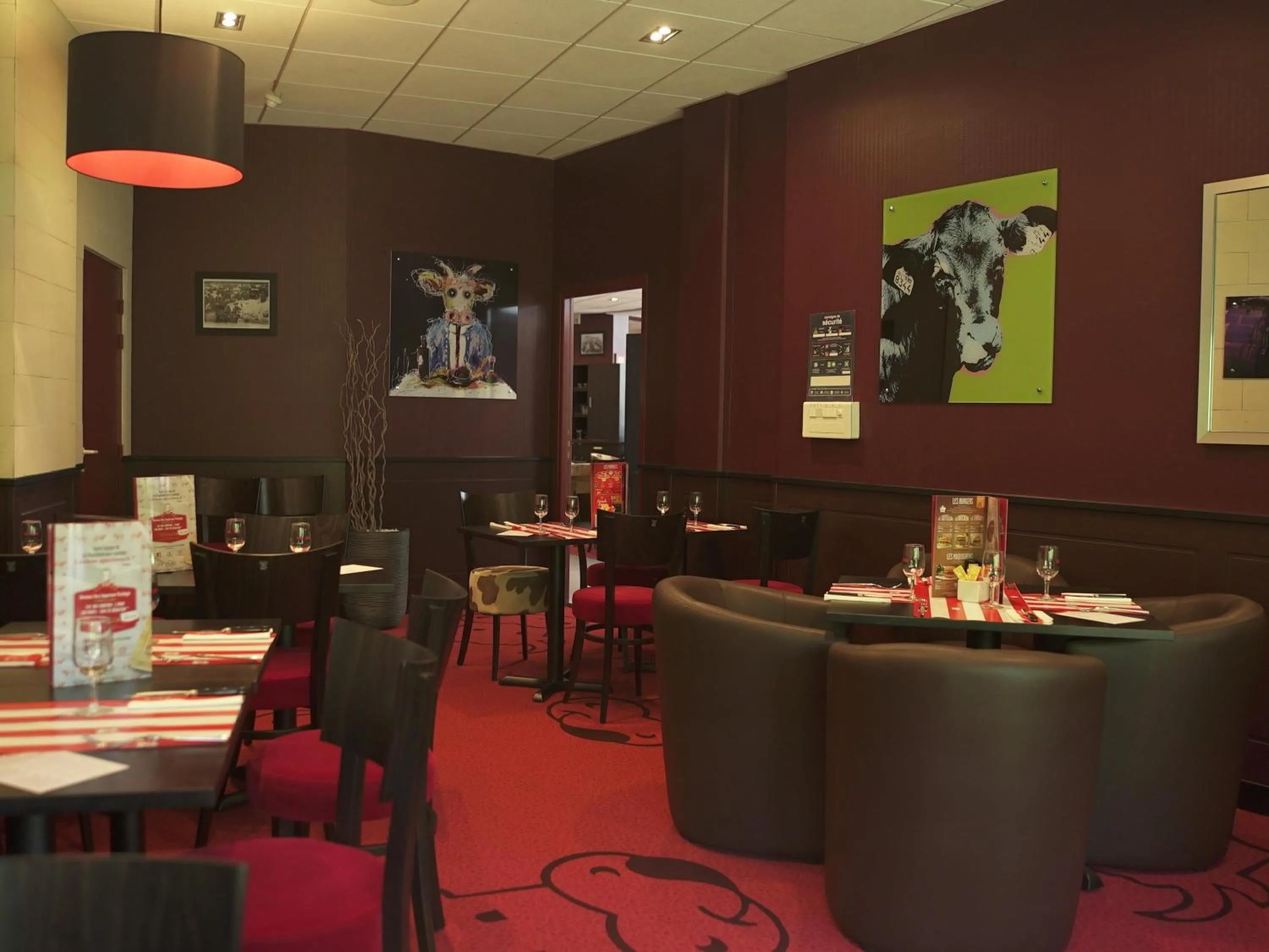 Restaurant/places to eat in Ibis Paris Nord Villepinte Parc des Expositions