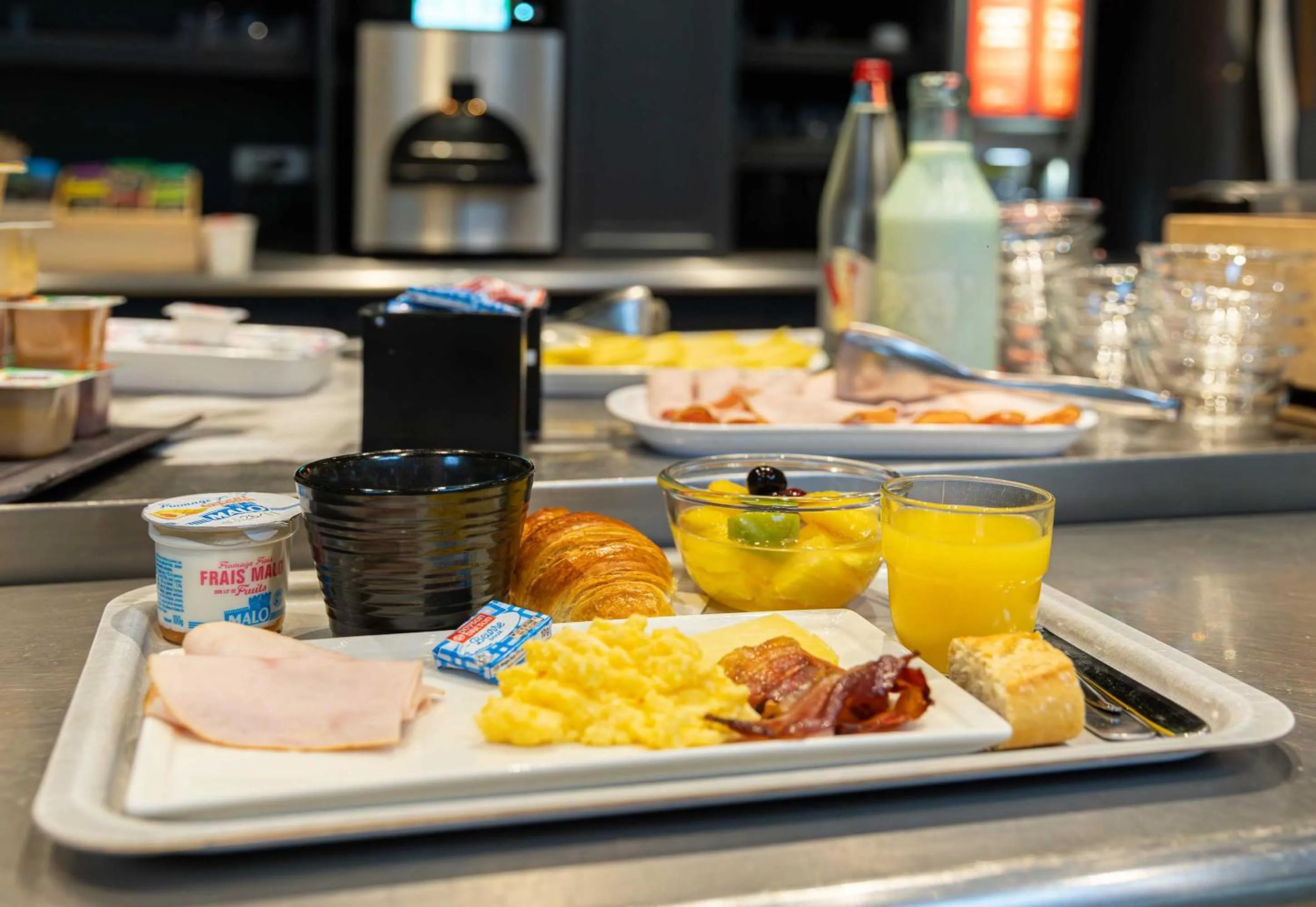 Food and drinks in B&B HOTEL Orléans Centre Foch