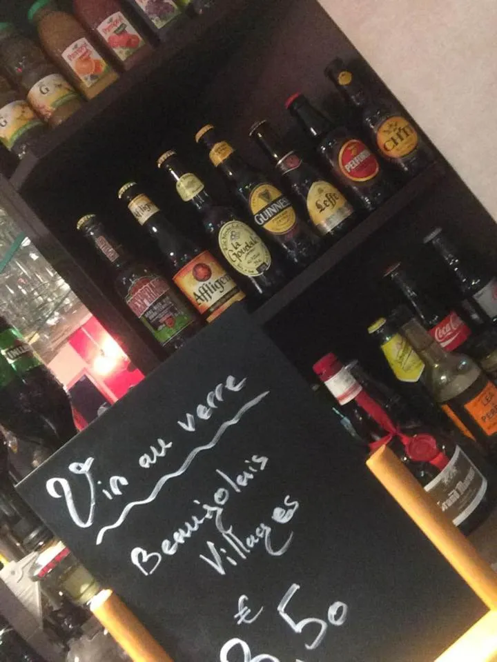 Lounge or bar in The Originals City, Hôtel Éden, Rouen Nord