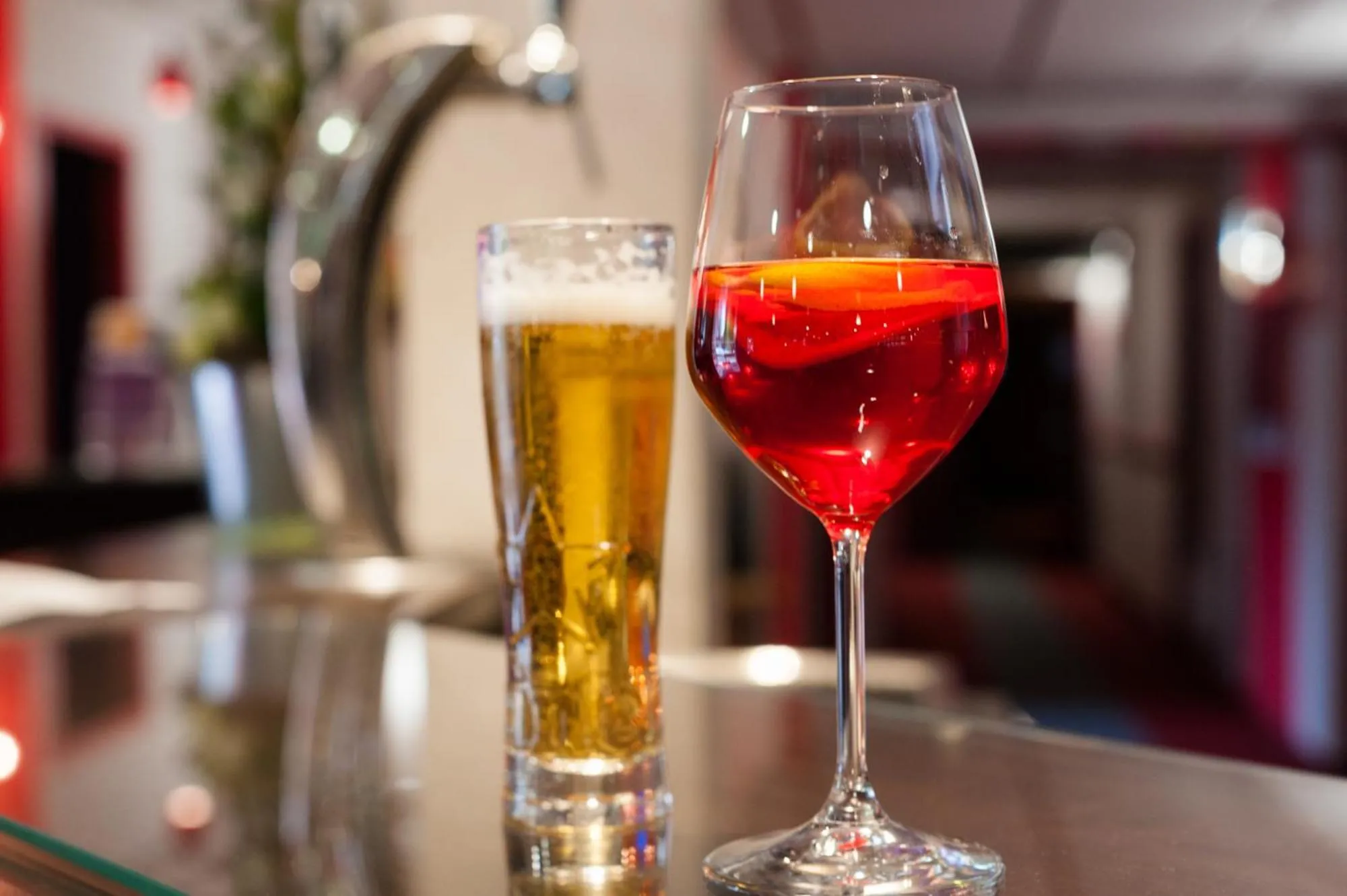 Alcoholic drinks in The Originals City, Hôtel Éden, Rouen Nord