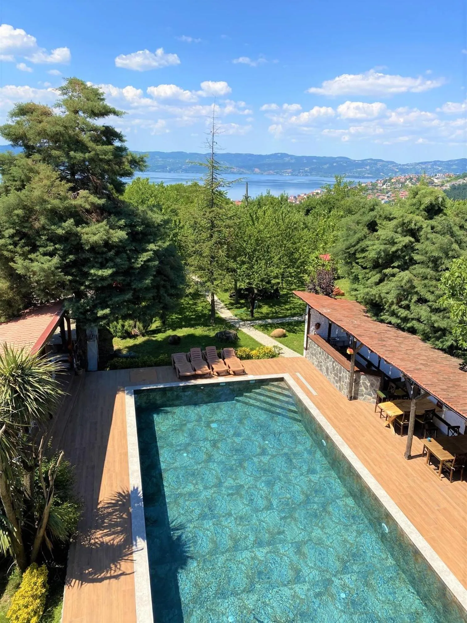 Rif Sapanca - Adult Only