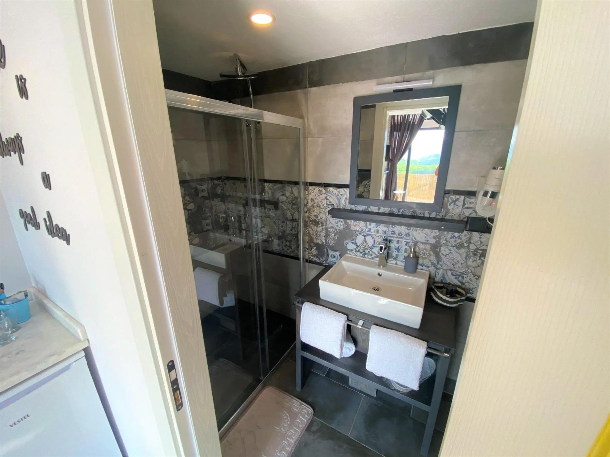 Rif Sapanca - Adult Only