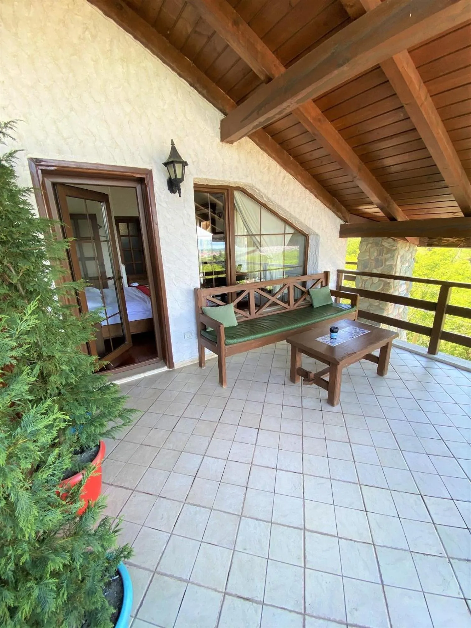 Rif Sapanca - Adult Only