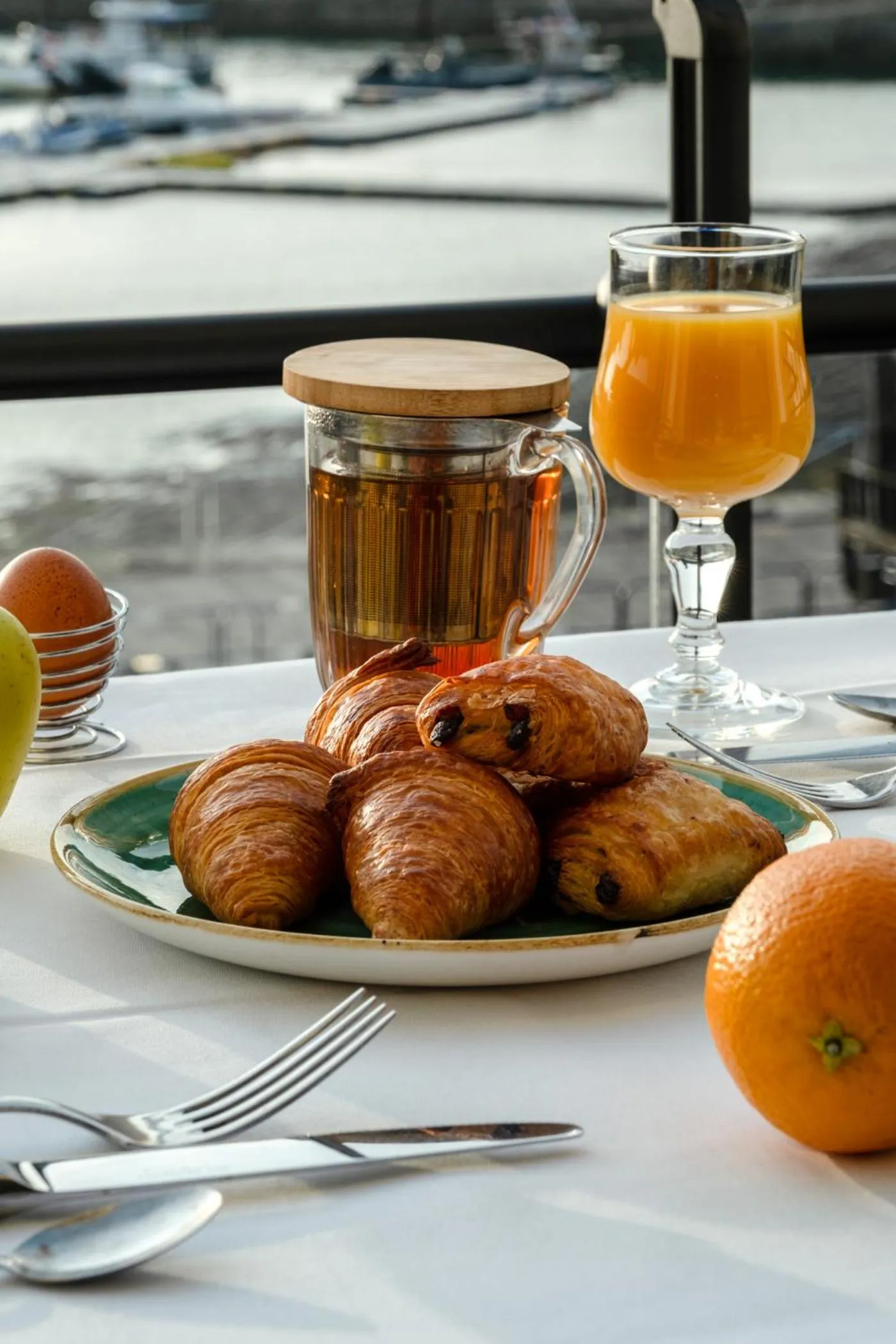 Breakfast in Grand Hôtel de Bretagne