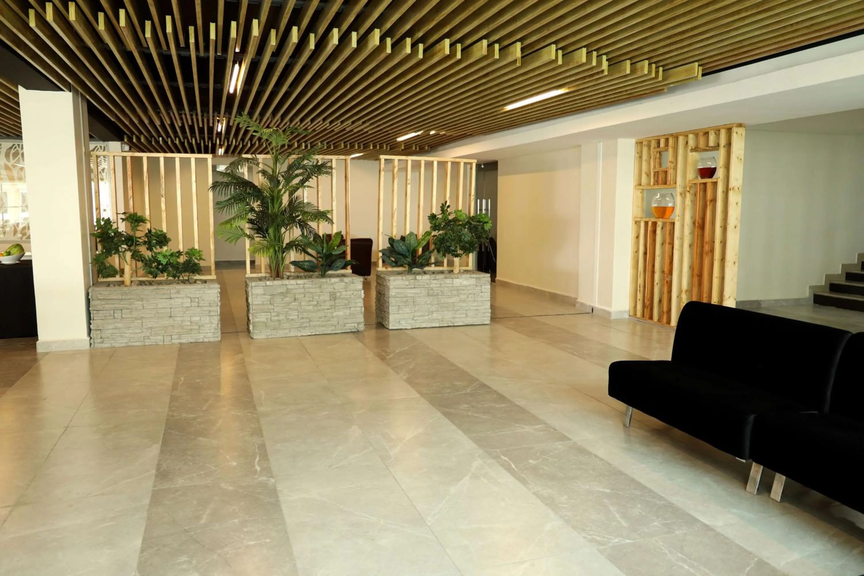 Restaurant/places to eat in PrideInn Plaza Nairobi Airport