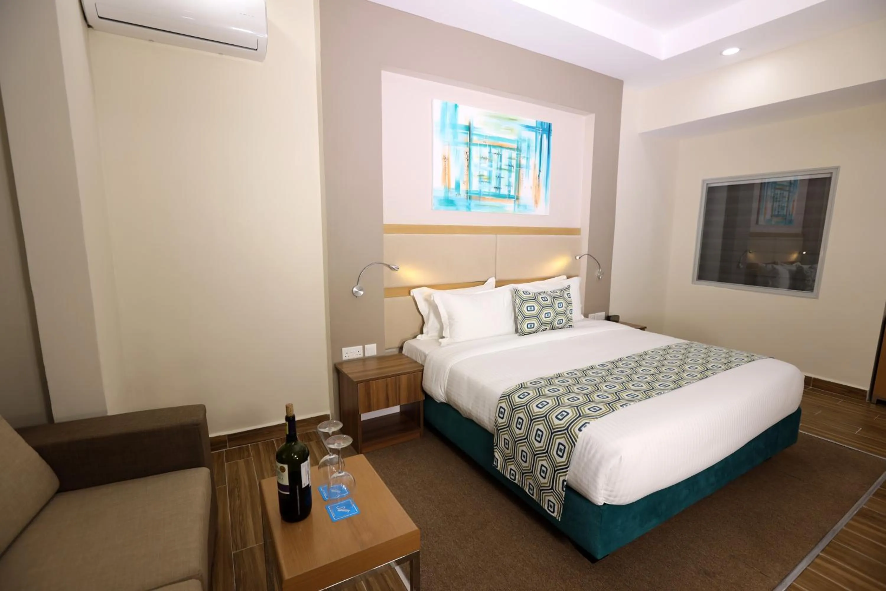 Bed in PrideInn Plaza Nairobi Airport