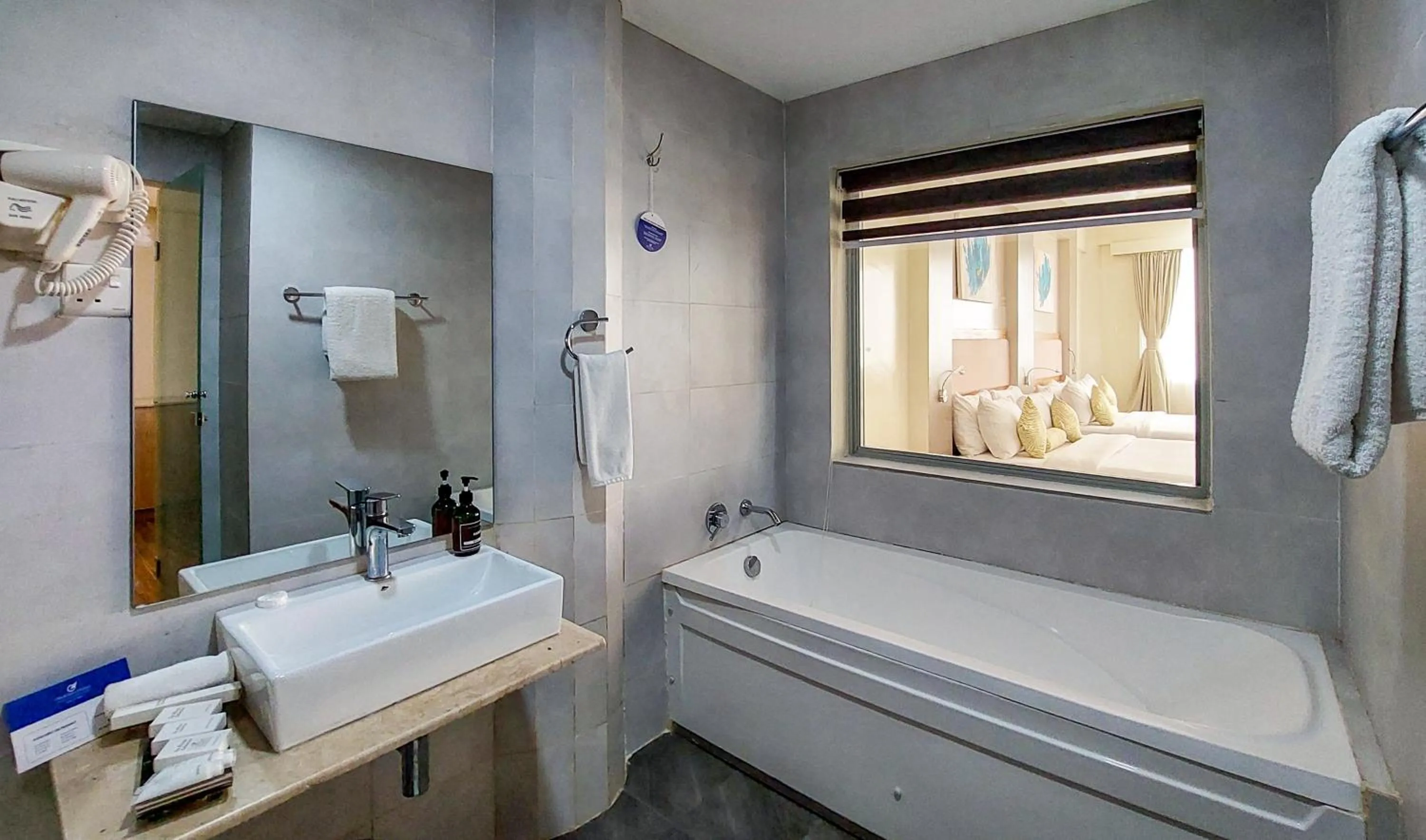 Bathroom in PrideInn Plaza Nairobi Airport