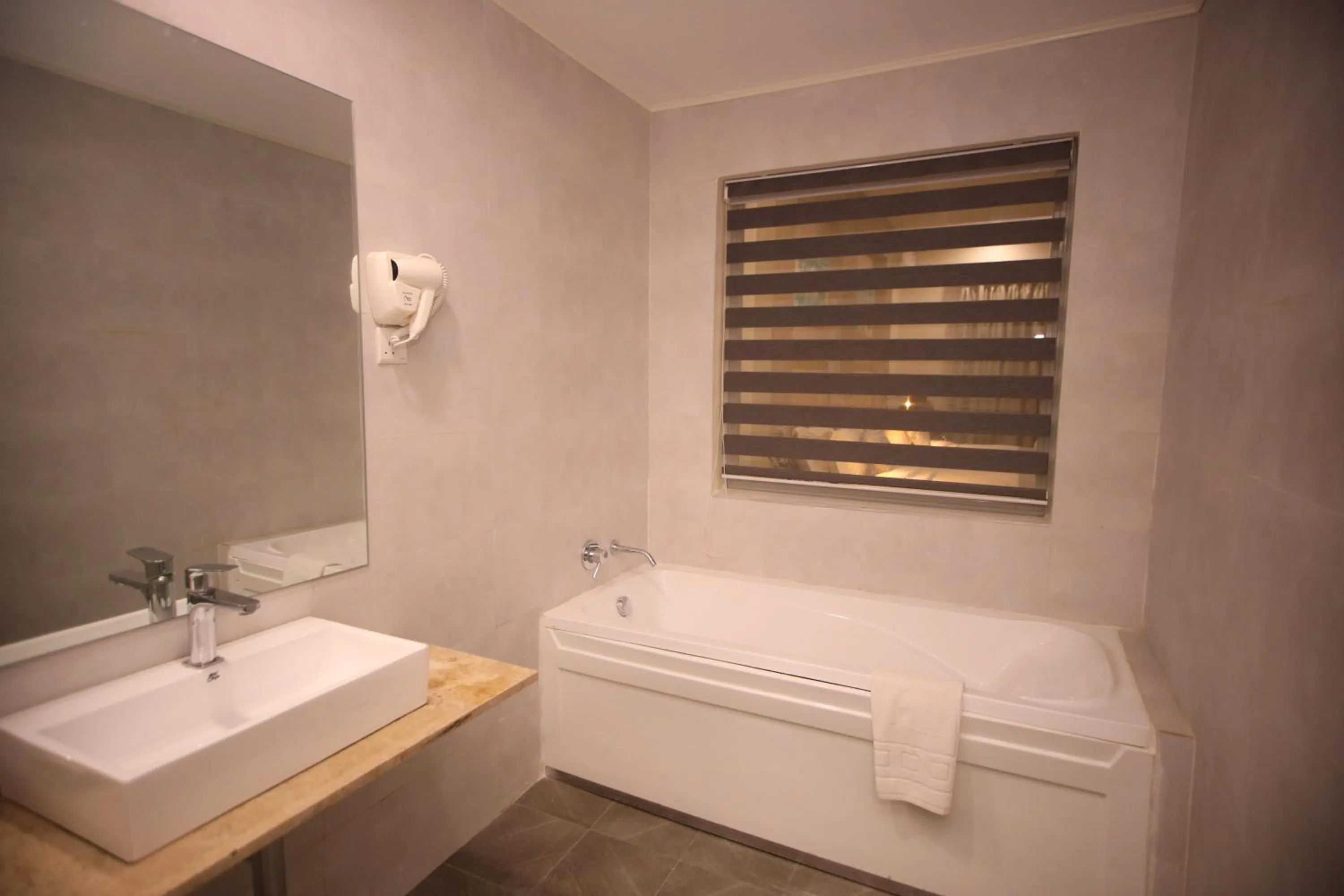 Hot Tub in PrideInn Plaza Nairobi Airport