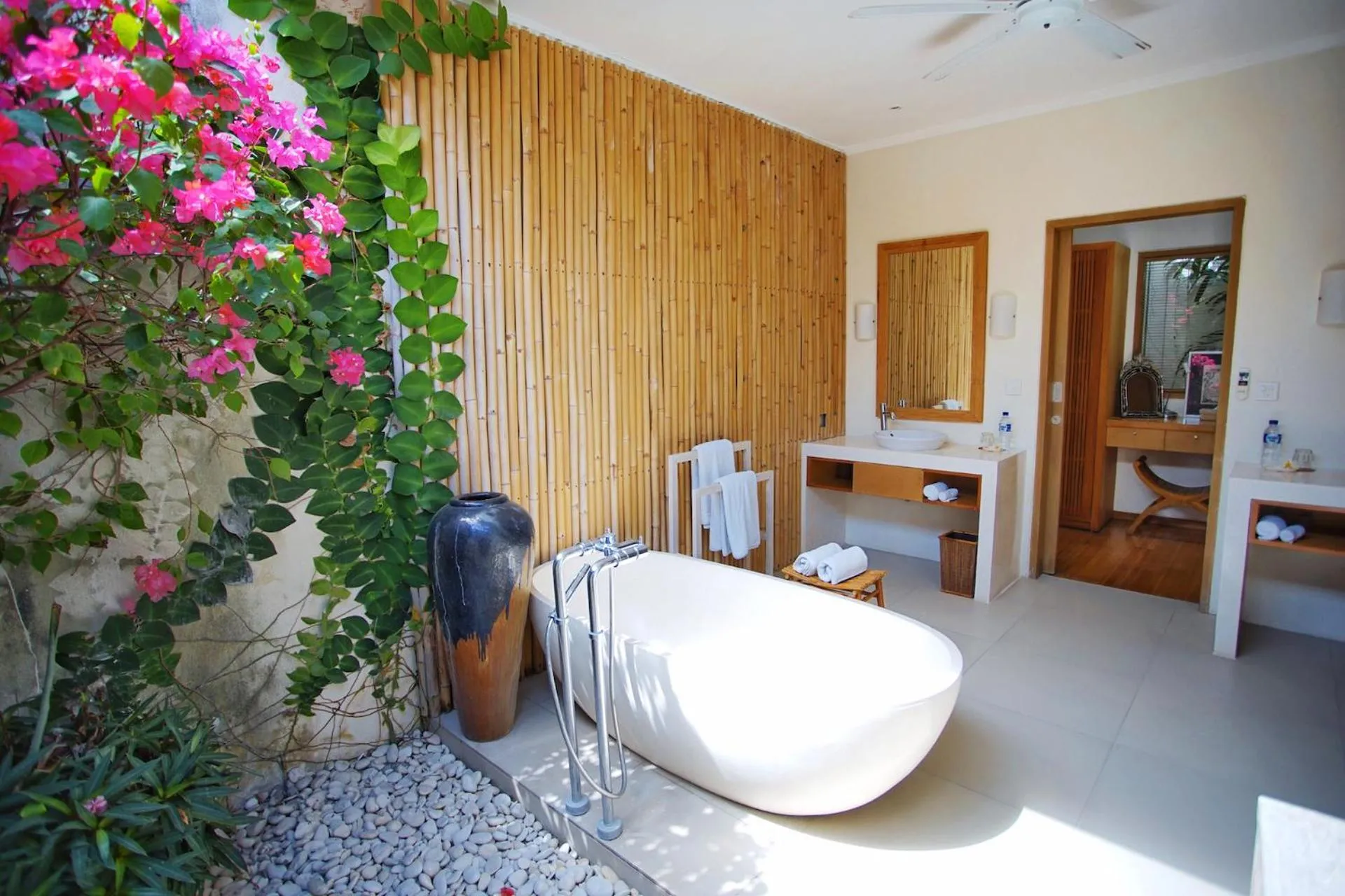 Bathroom in Villa Bali Asri Batubelig