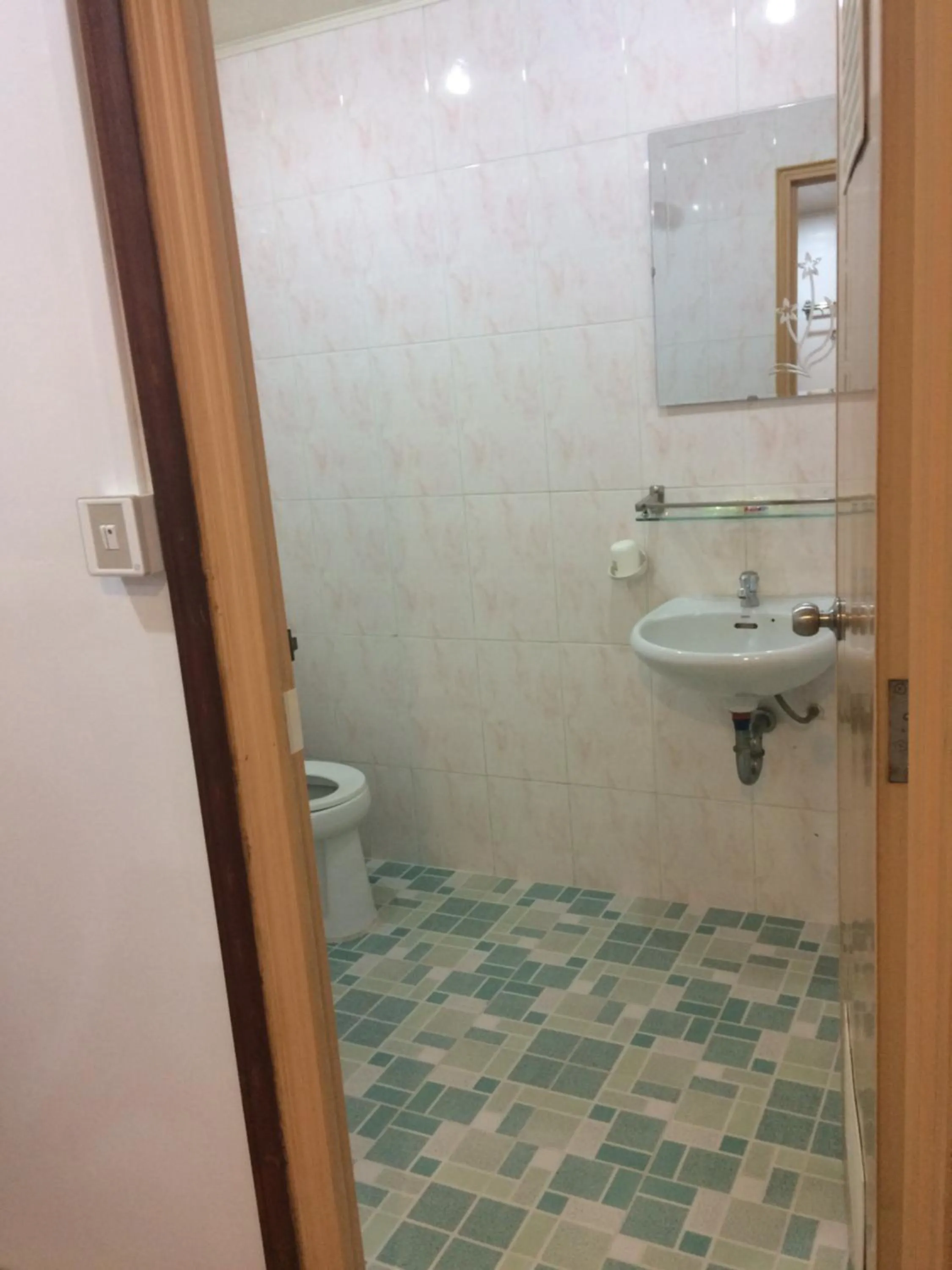 Bathroom in The Bright Lotus Guesthouse