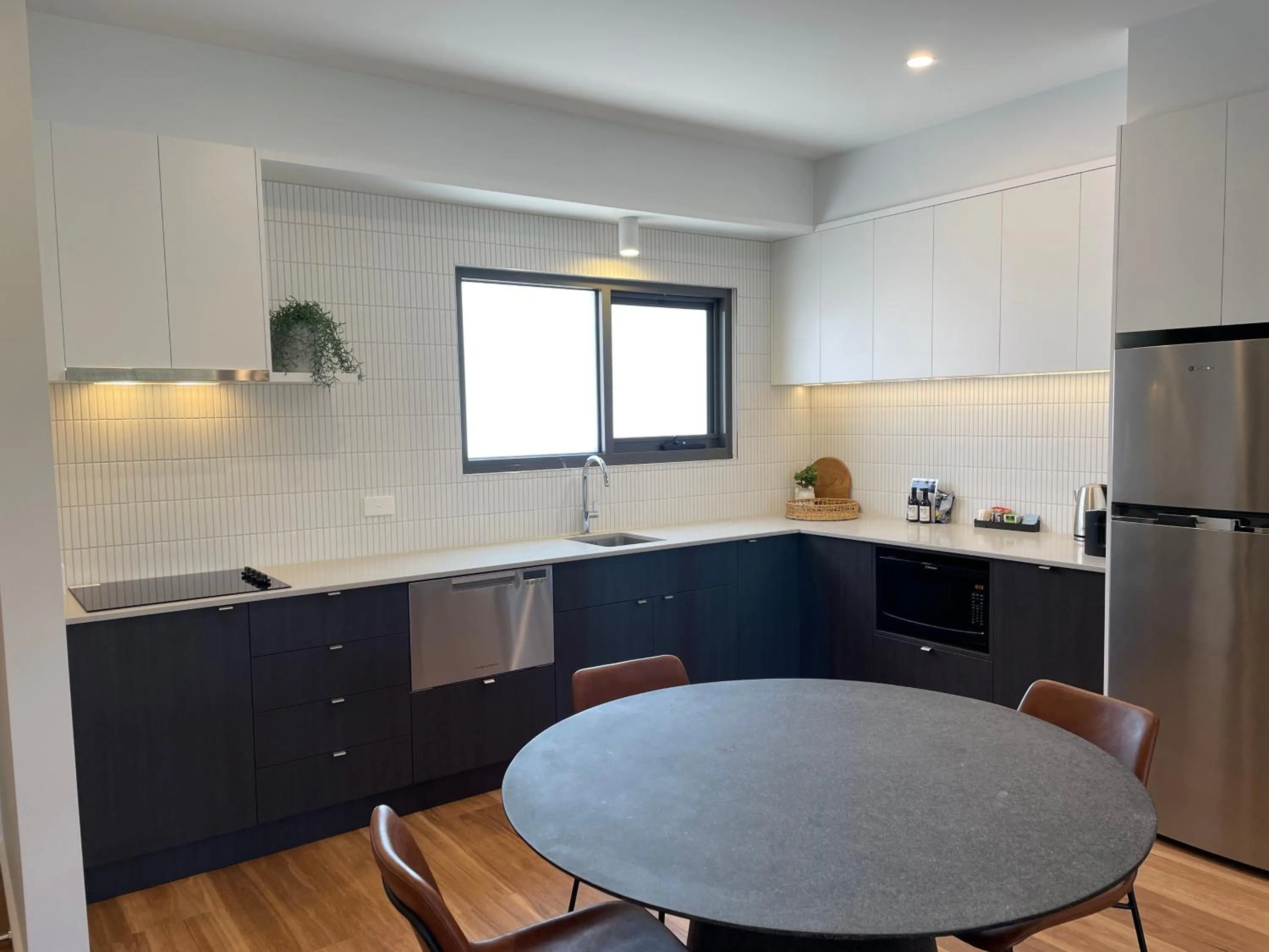 Kitchen or kitchenette in 13th Beach Golf Lodges