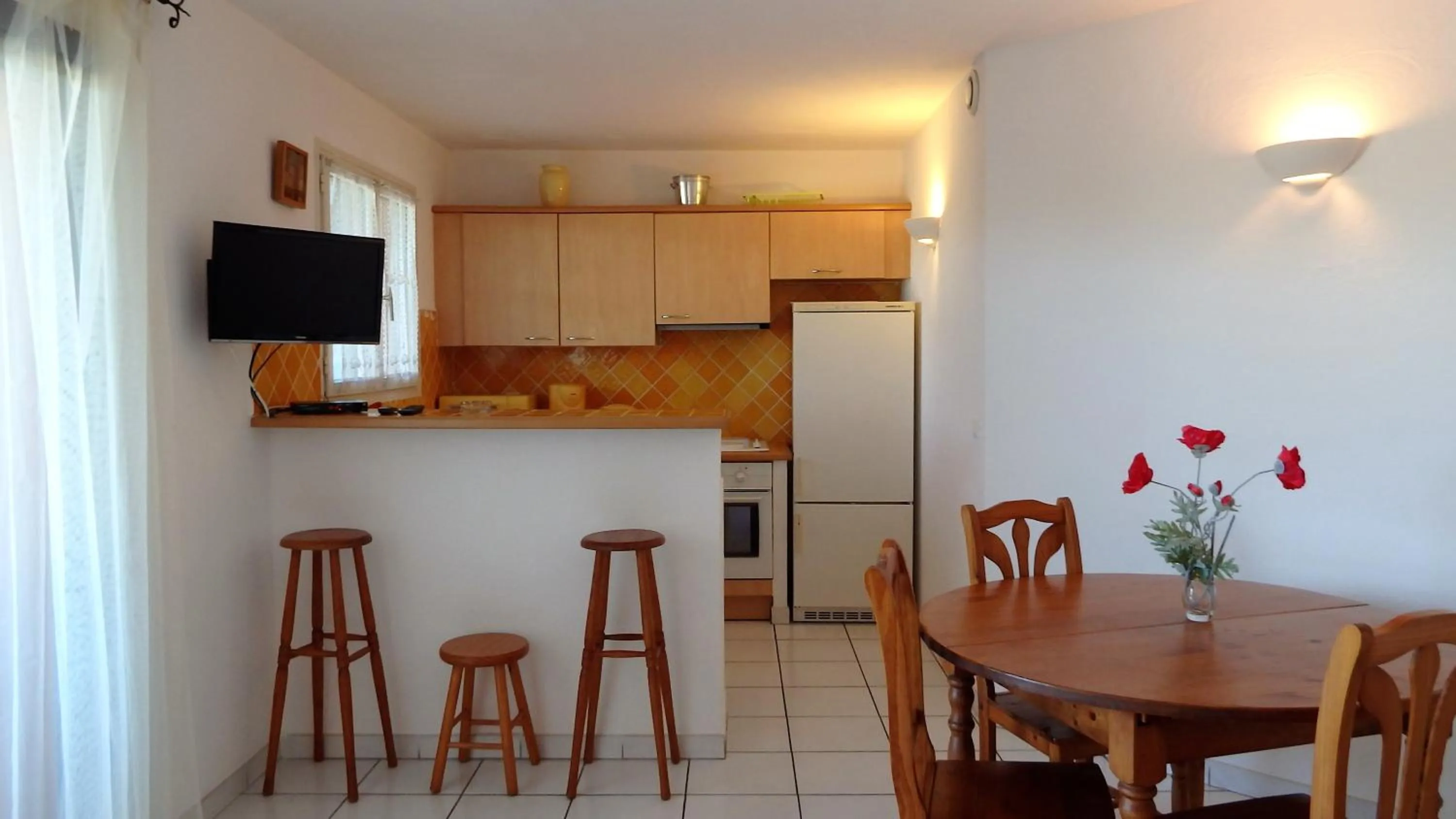 Kitchen or kitchenette in Résidence Le Village Marin