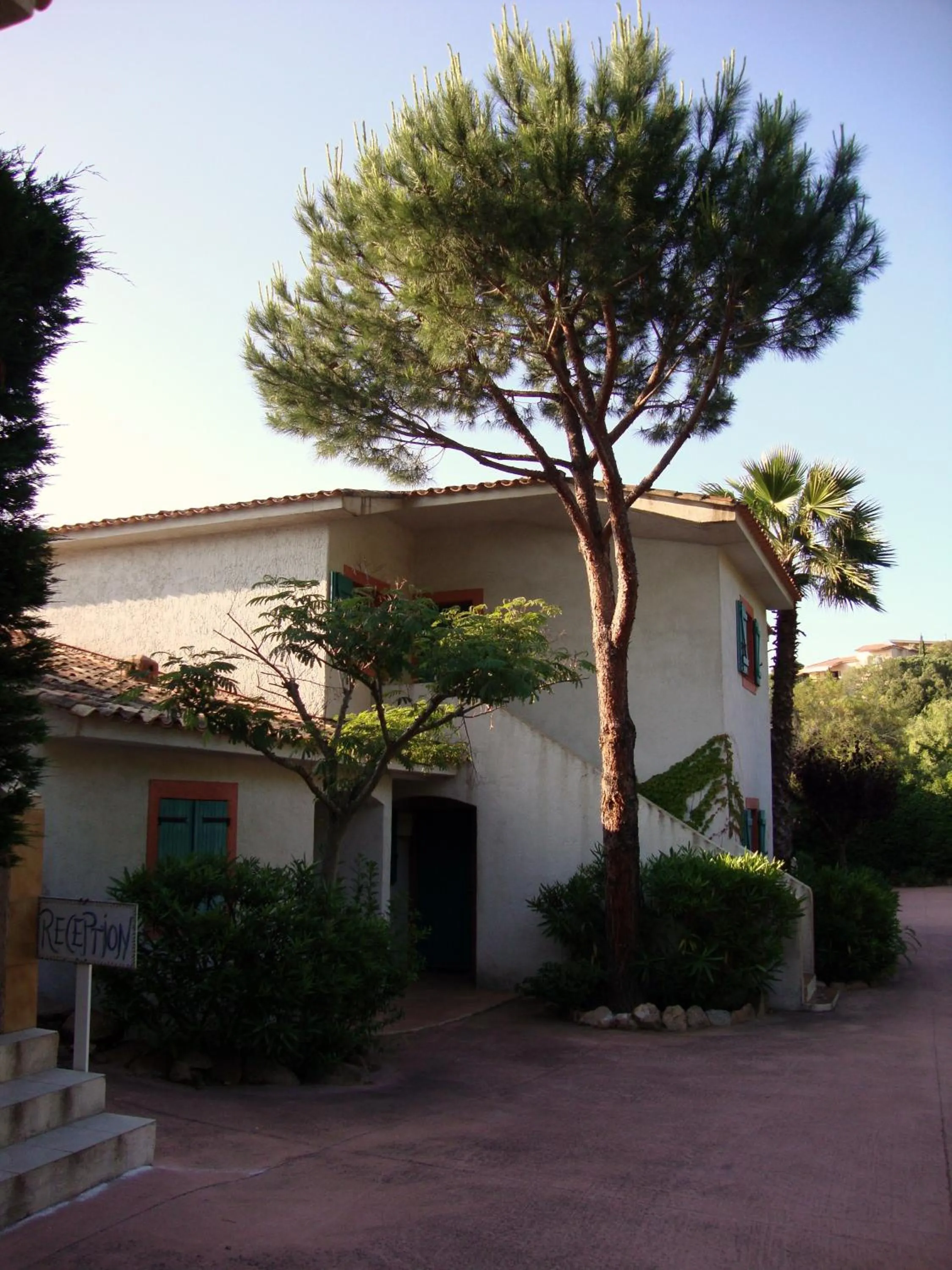 Facade/entrance in Résidence Le Village Marin
