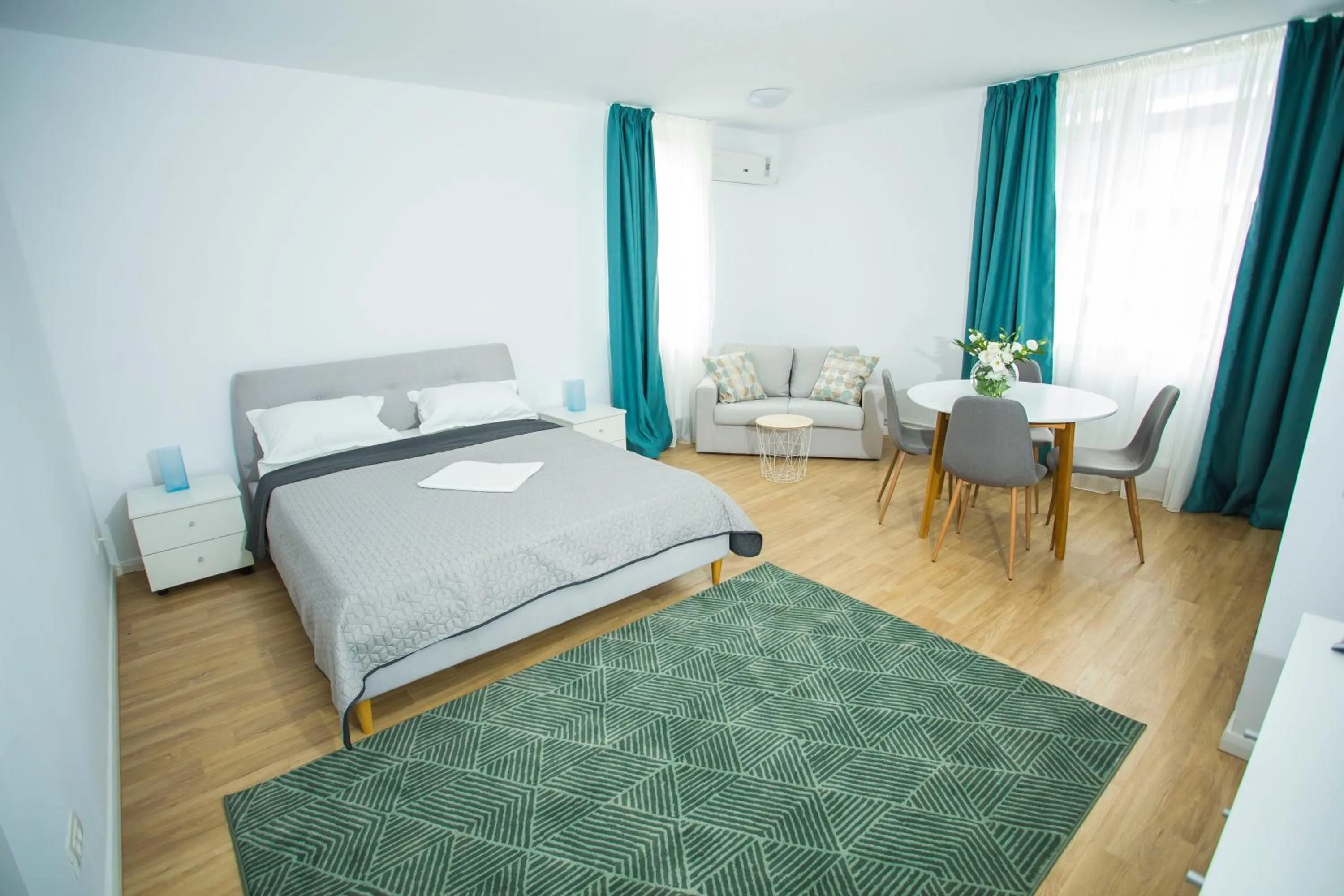 Bed in Residence DP Pipera