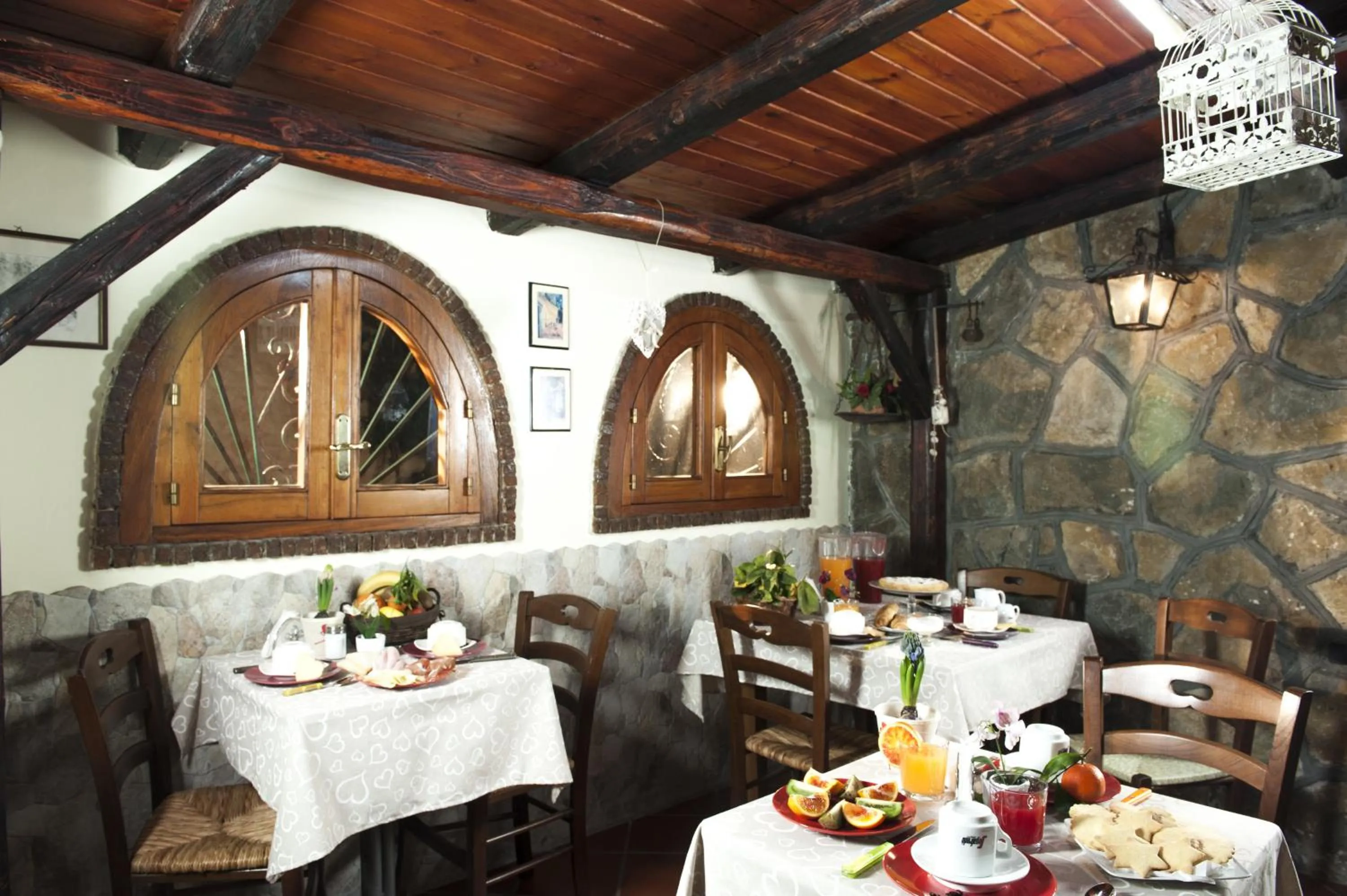 Dining area in B&B Elena