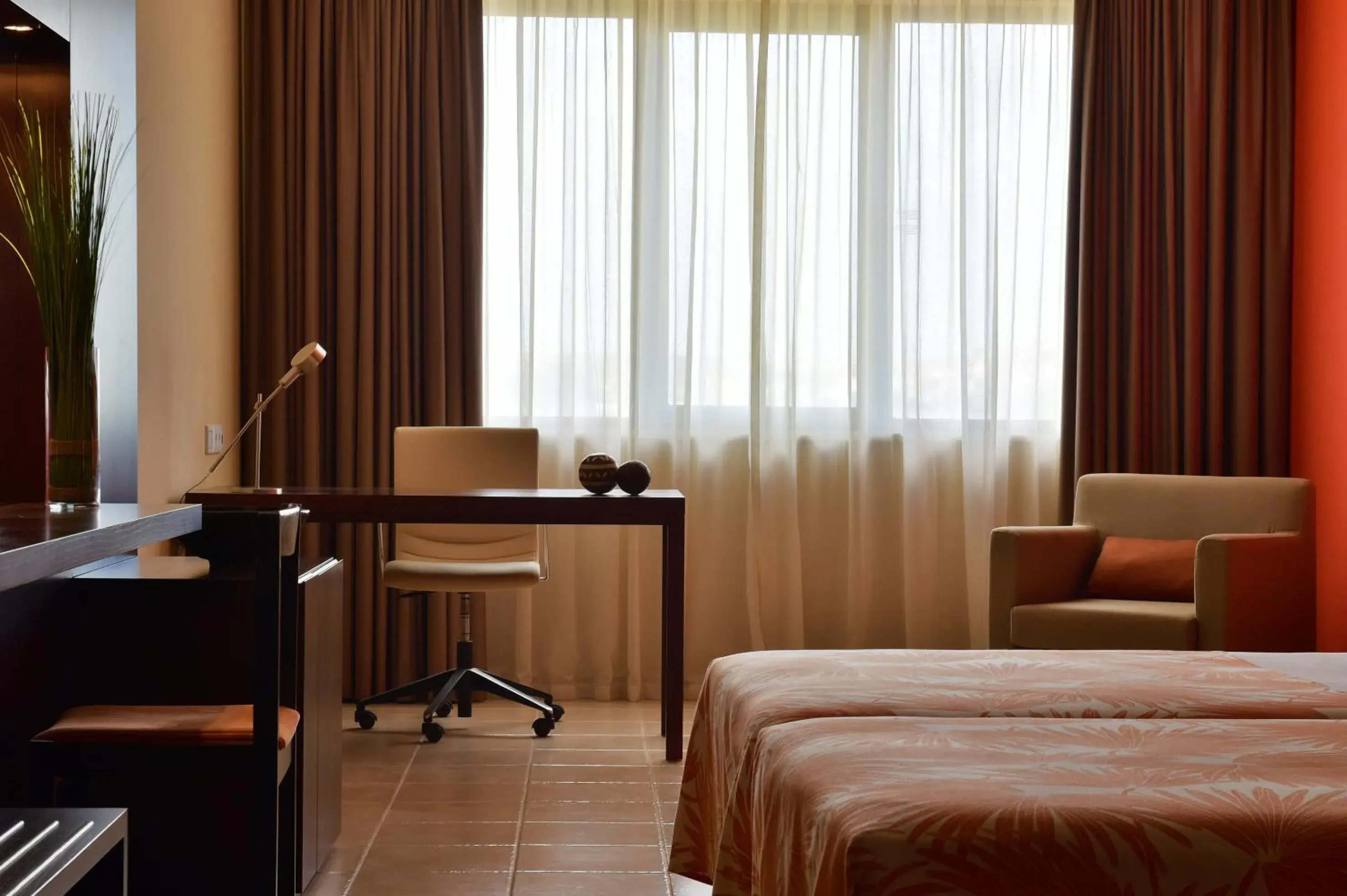 Standard Twin Room in Pestana Tropico Ocean & City Hotel Standard Twin Room in Pestana Tropico Ocean & City Hotel