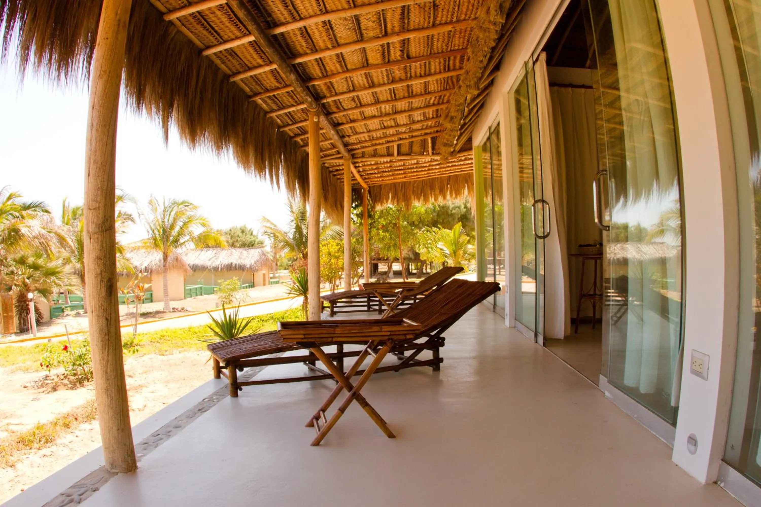 Balcony/Terrace in Vichayito Bungalows & Carpas by Aranwa Hotels