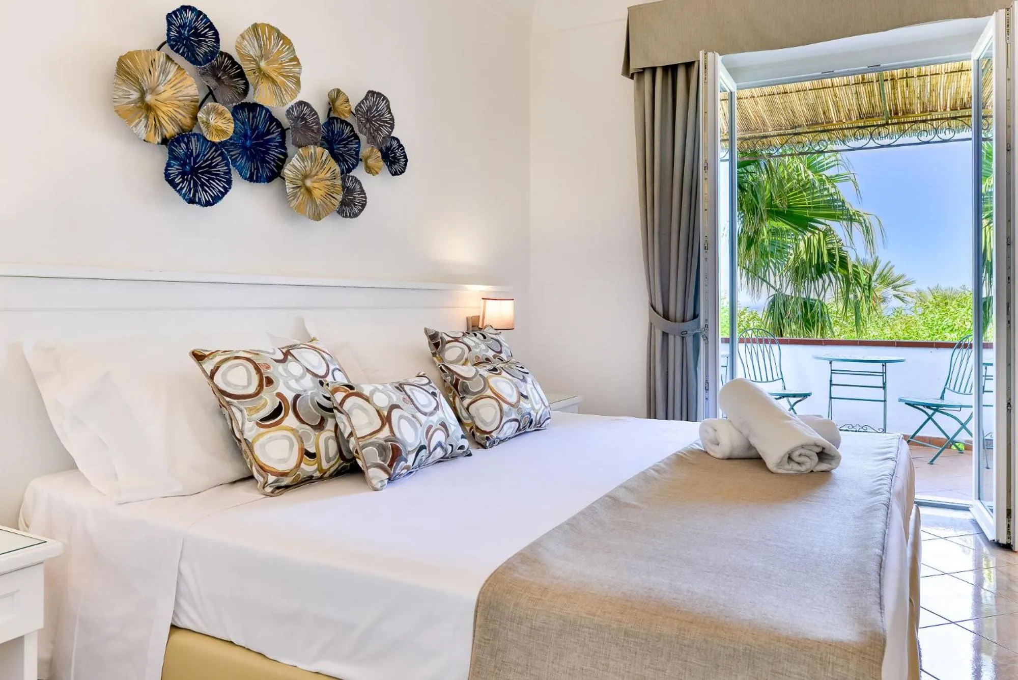 Bed in Hotel Villa Melodie - Adults Only