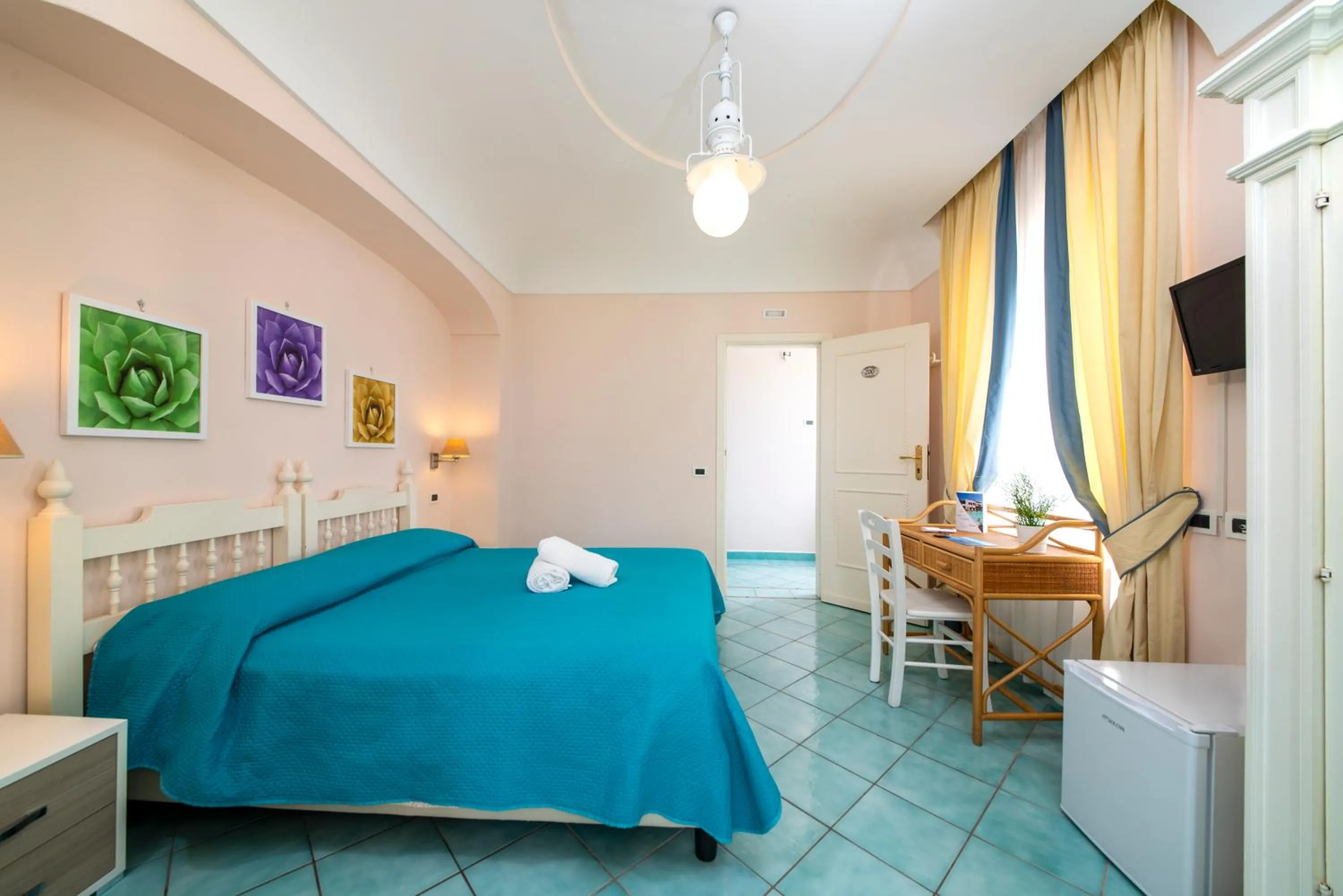 Bed in Hotel Villa Melodie - Adults Only