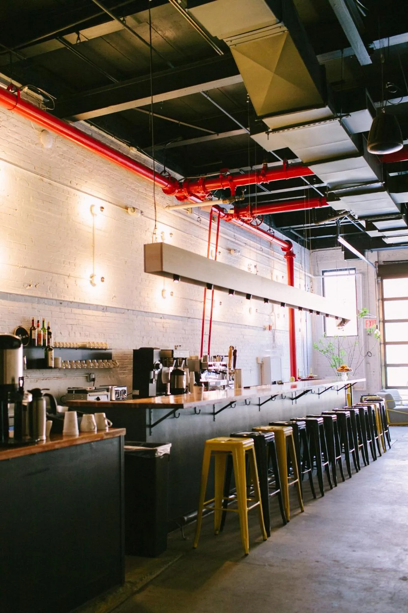 Lounge or bar in The Local NY