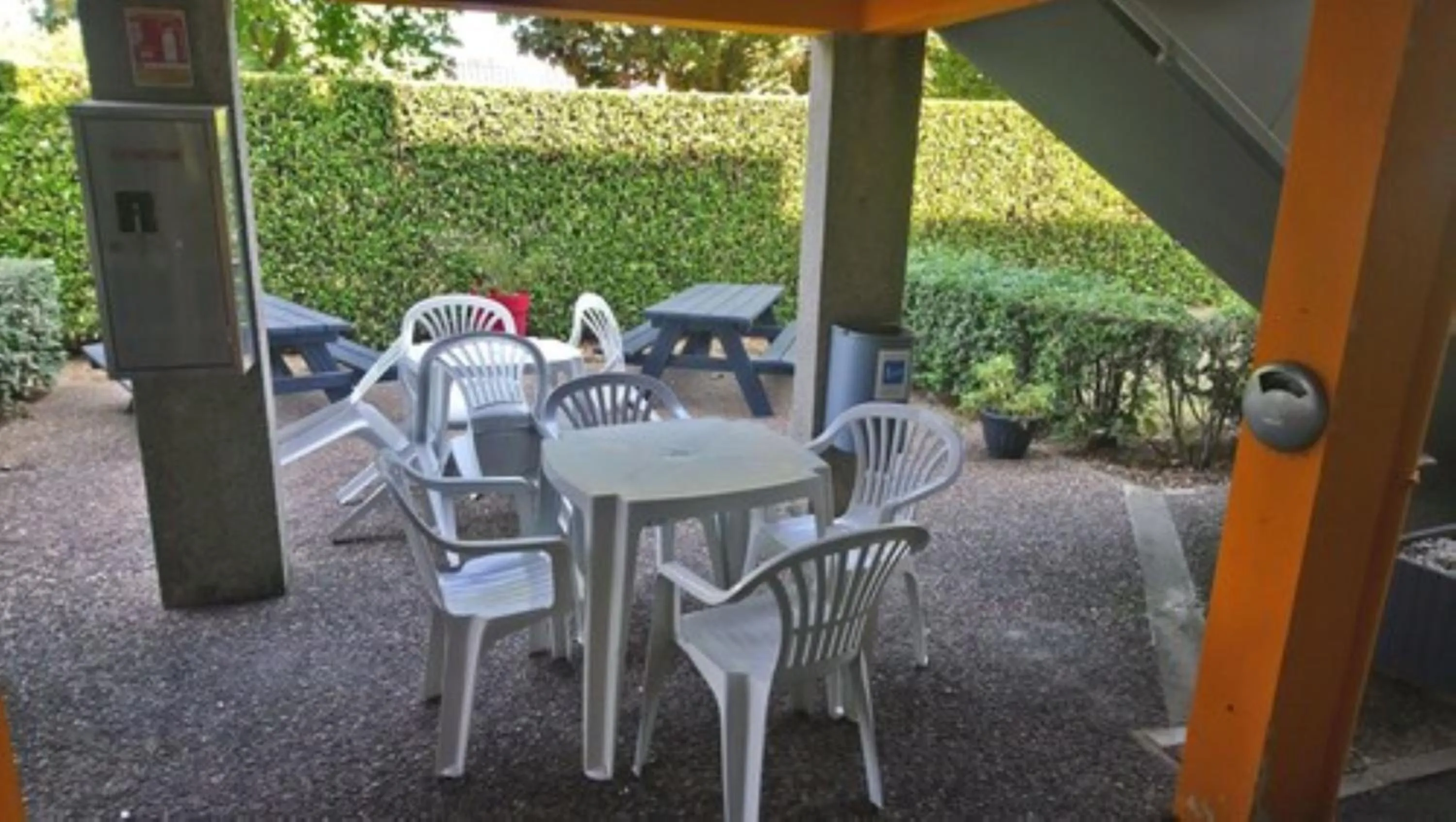 Patio in Premiere Classe Blois Nord