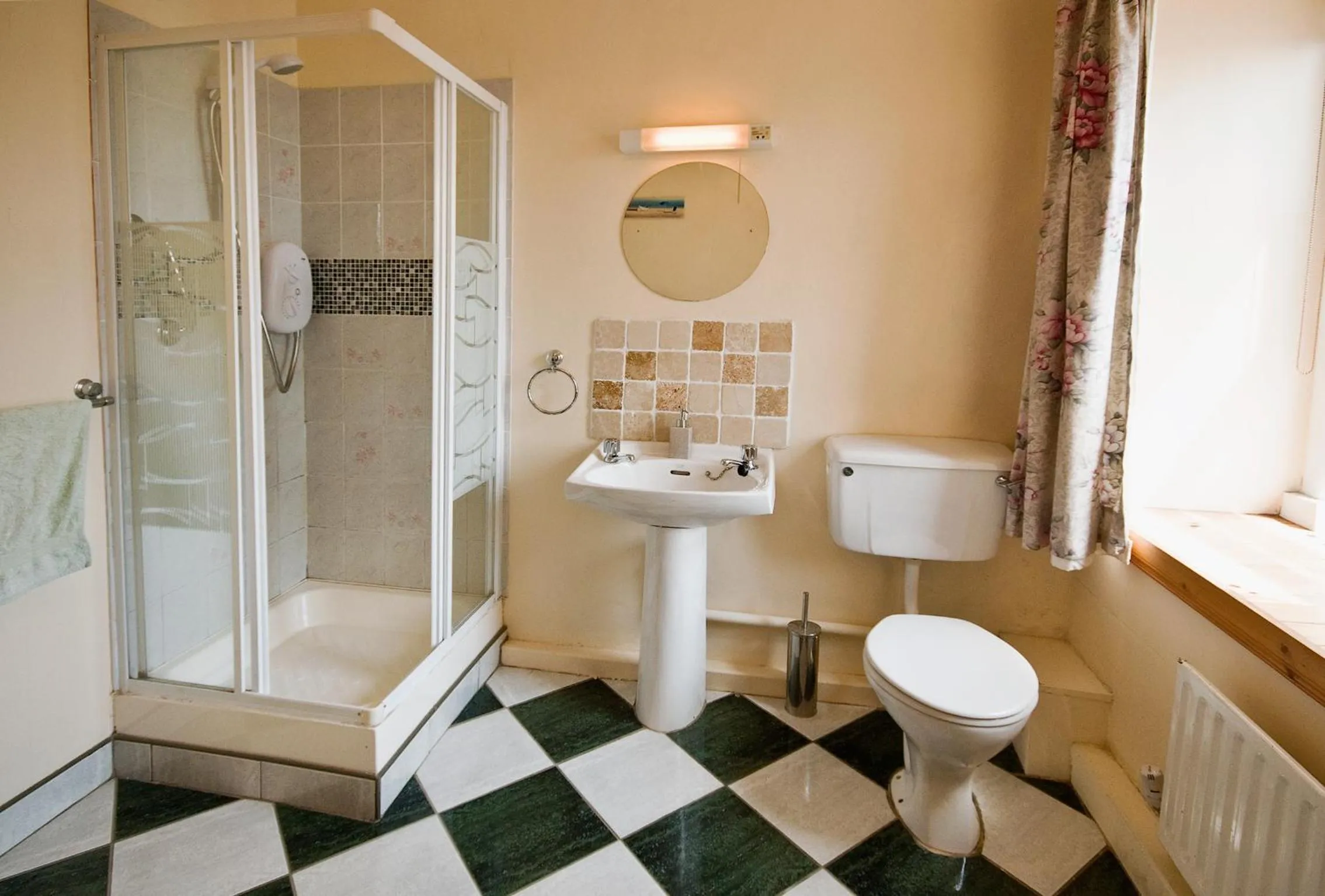 Bathroom in Castlehouse B&B