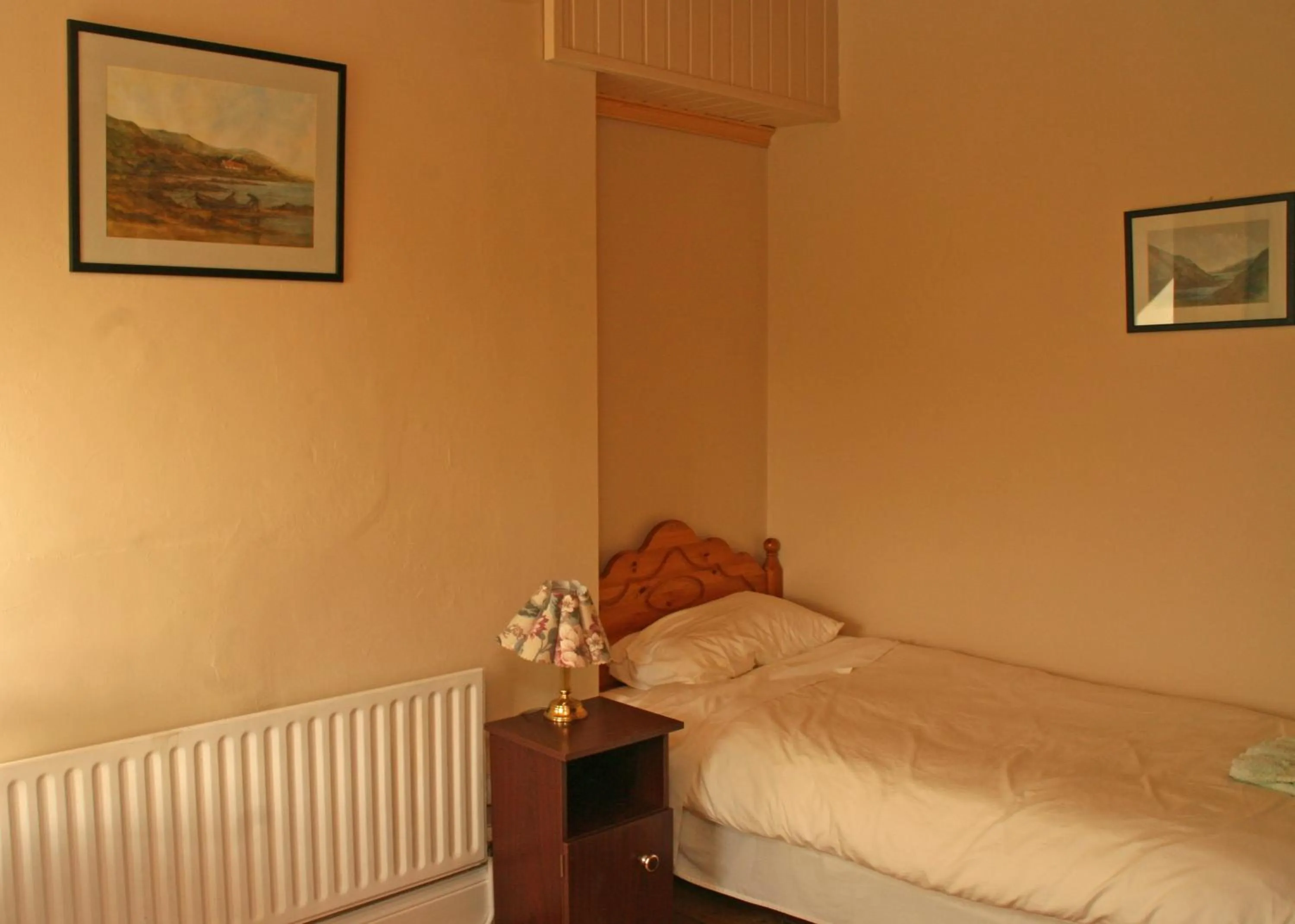 Bedroom, Bed in Castlehouse B&B