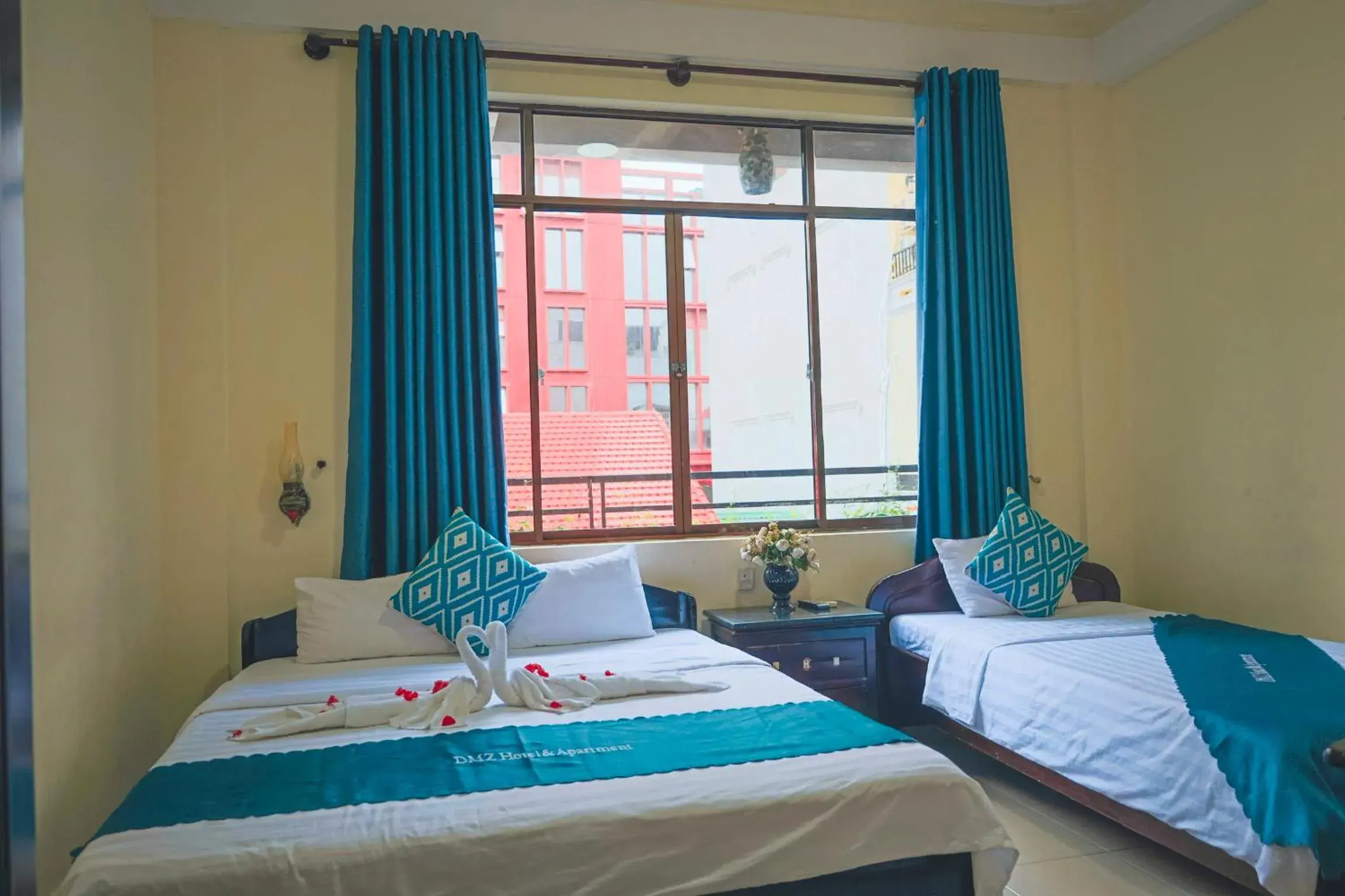 Deluxe Triple Room in DMZ Hostel Deluxe Triple Room in DMZ Hostel